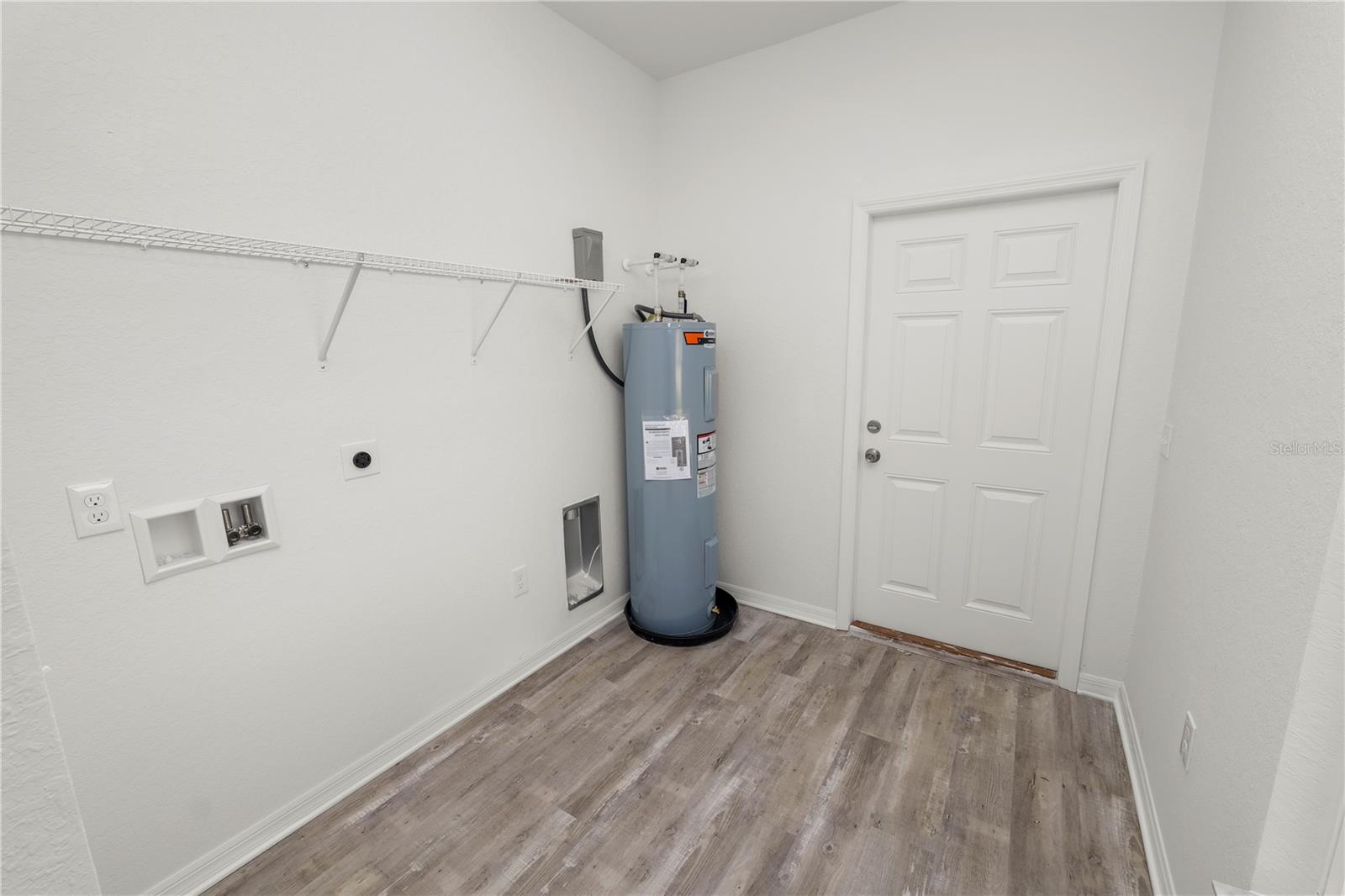 631 S WESTGATE AVE, LAKELAND, FL, 33815