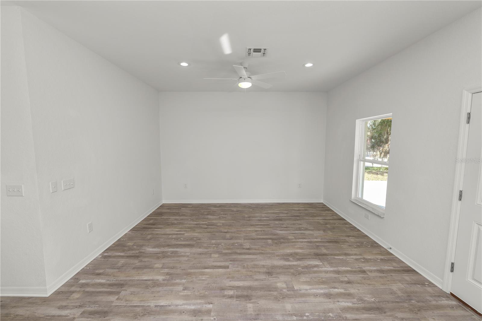 631 S WESTGATE AVE, LAKELAND, FL, 33815