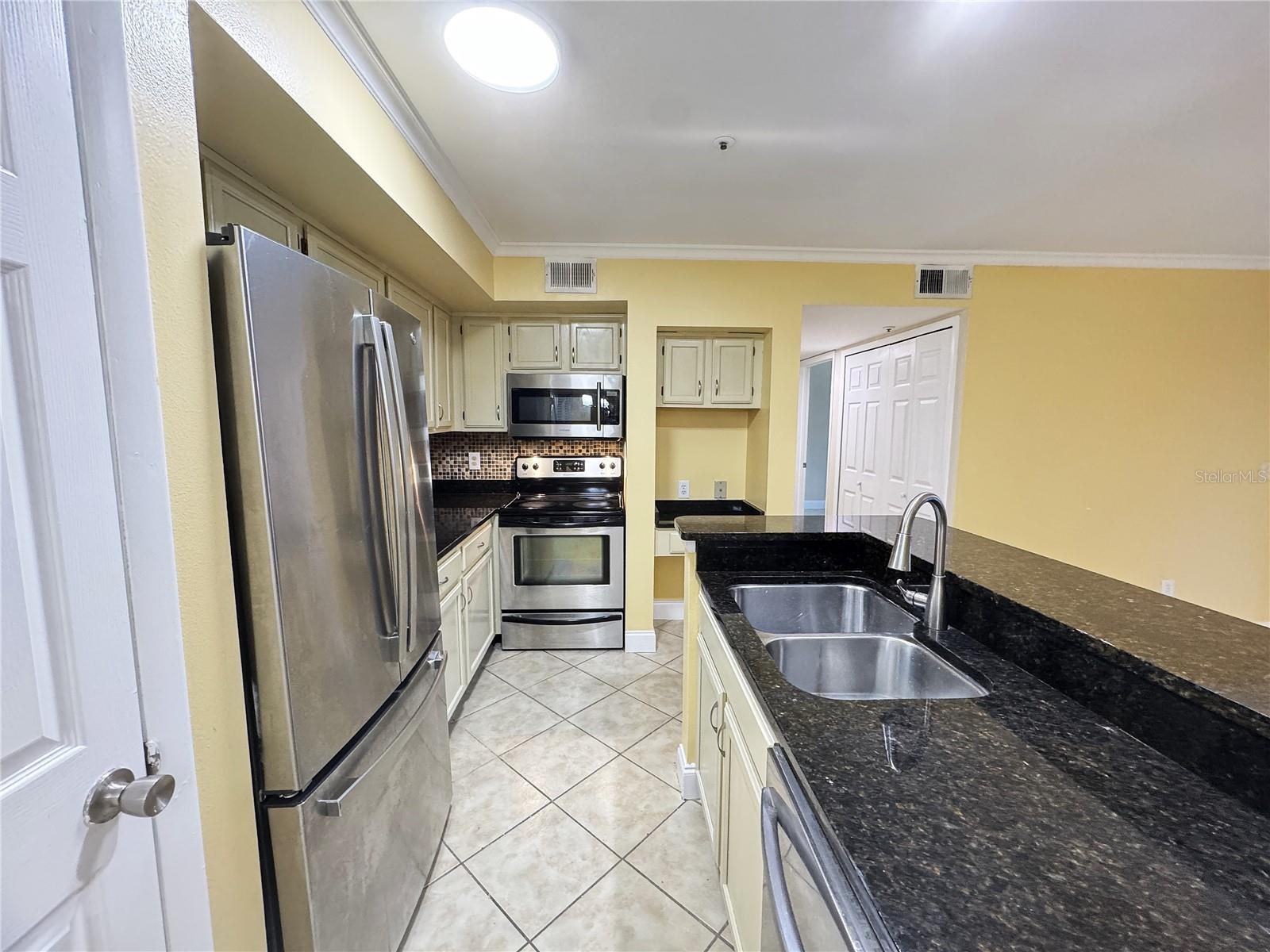 498 N PIN OAK PL #104, LONGWOOD, FL, 32779