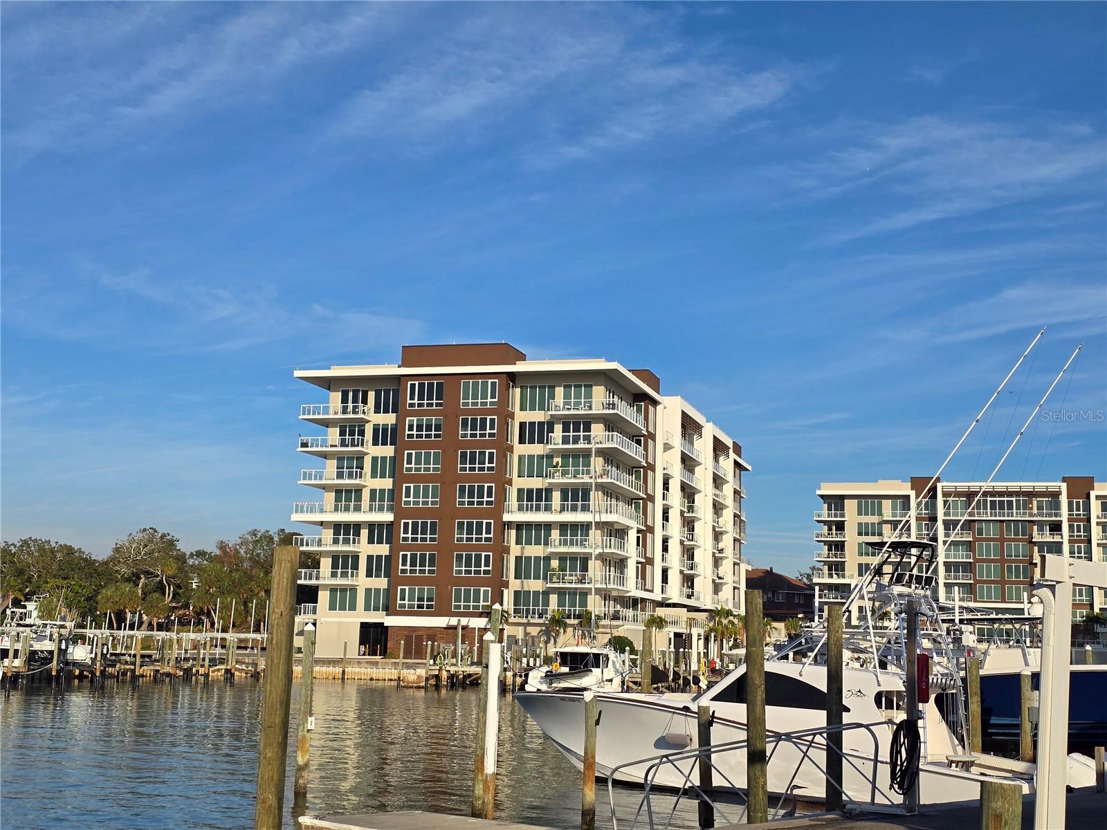 1827 DOUGLAS AVE, CLEARWATER, FL, 33755
