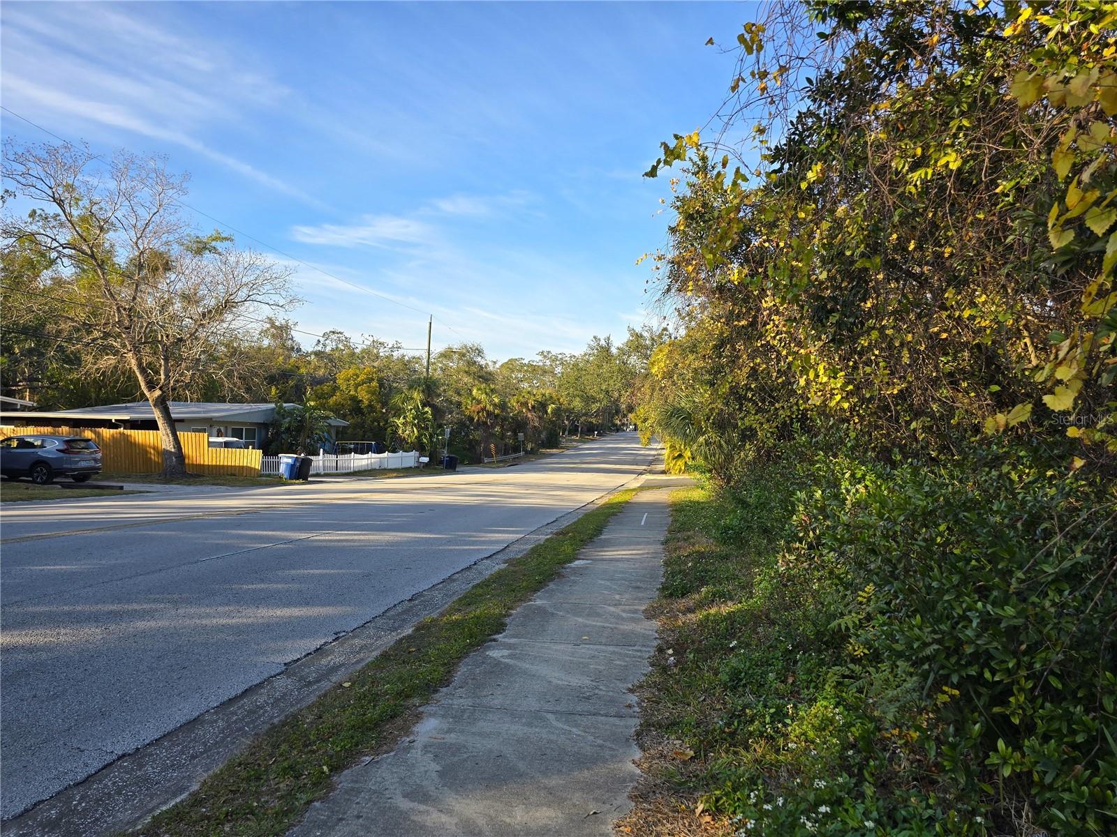 1827 DOUGLAS AVE, CLEARWATER, FL, 33755