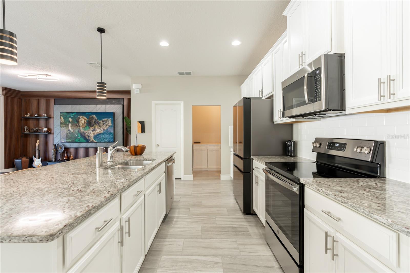 3888 CRAWLEY DOWN LOOP, SANFORD, FL, 32773