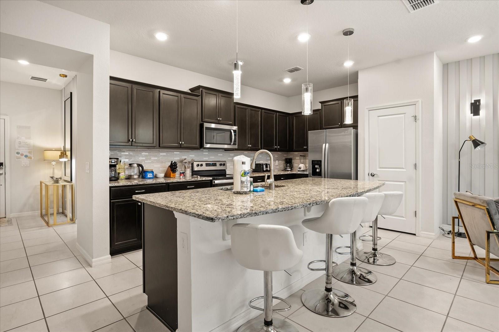 1366 LAVA TREE DR, DAVENPORT, FL, 33897