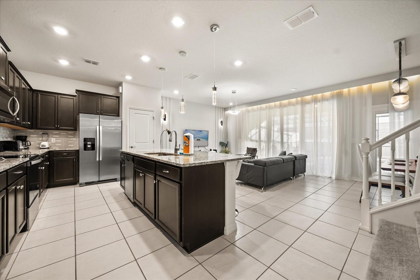 1366 LAVA TREE DR, DAVENPORT, FL, 33897