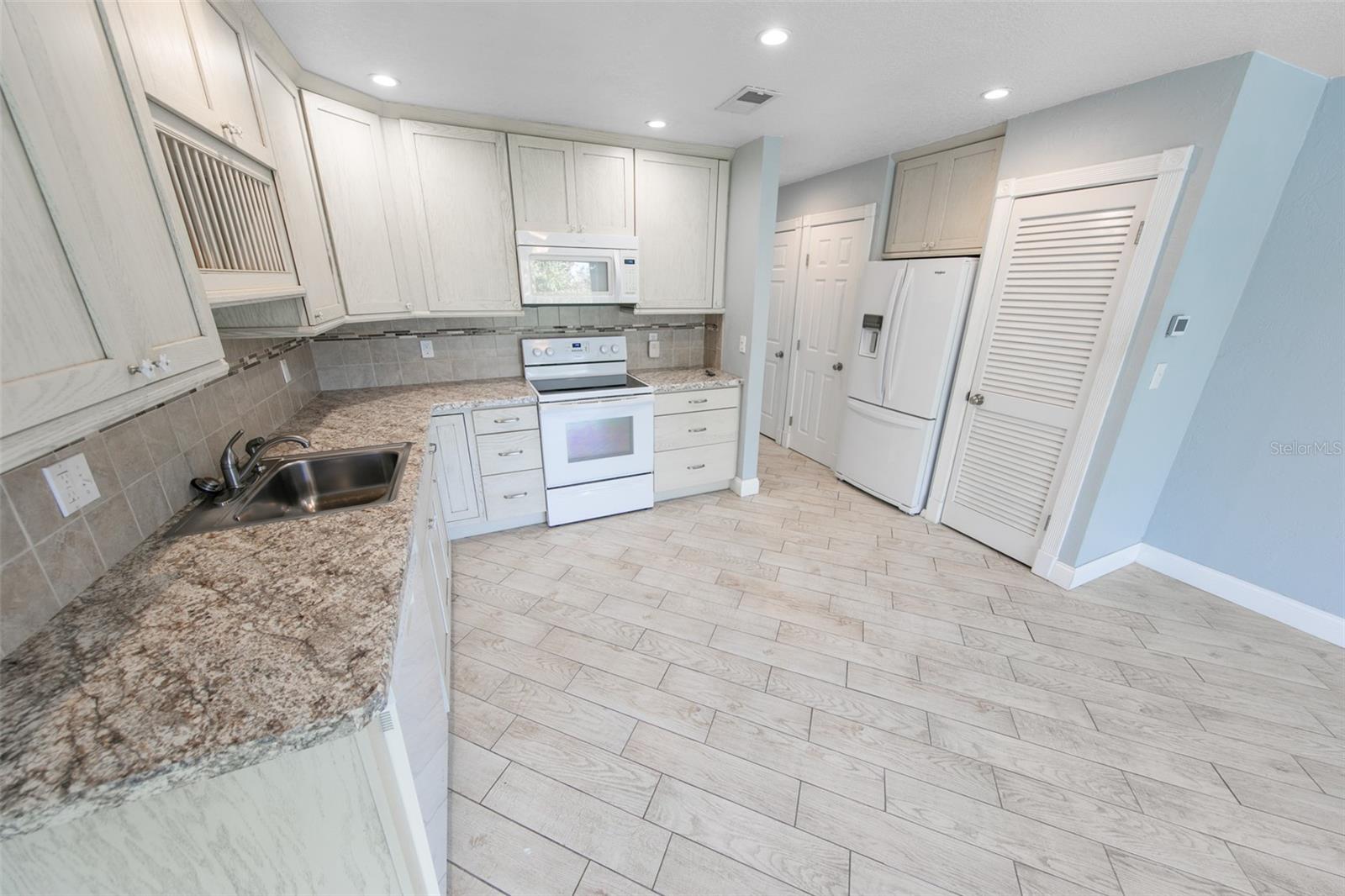 3641 S ATLANTIC AVE #221, DAYTONA BEACH, FL, 32118