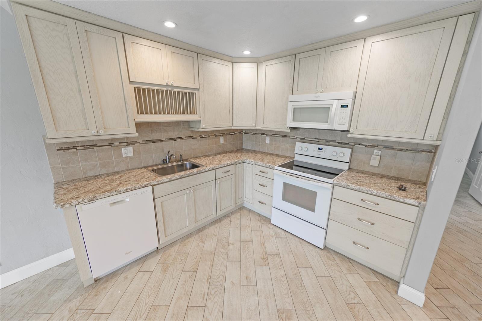 3641 S ATLANTIC AVE #221, DAYTONA BEACH, FL, 32118