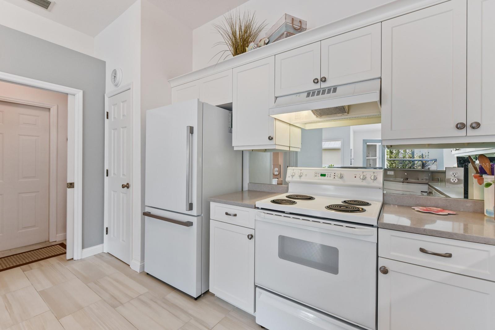 512 ISLAMORADA BLVD, PUNTA GORDA, FL, 33955