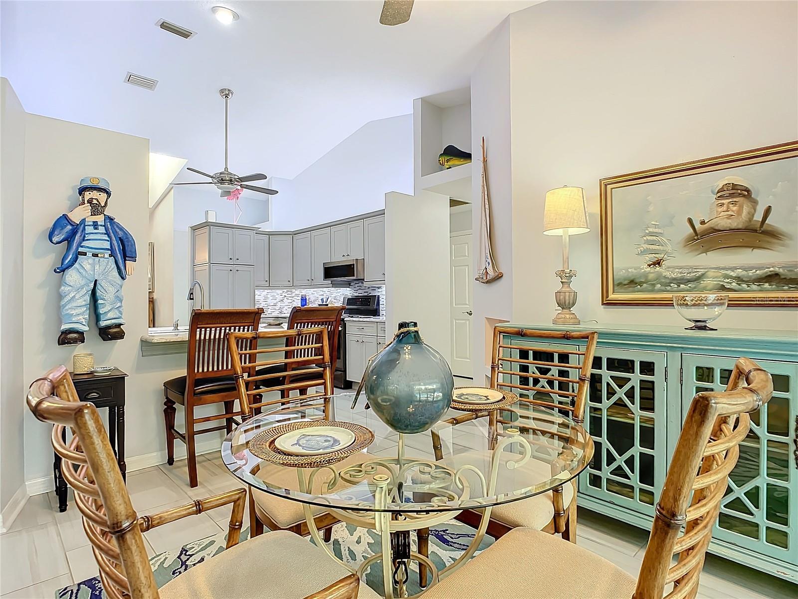 11430 LAKE EUSTIS DR, LEESBURG, FL, 34788