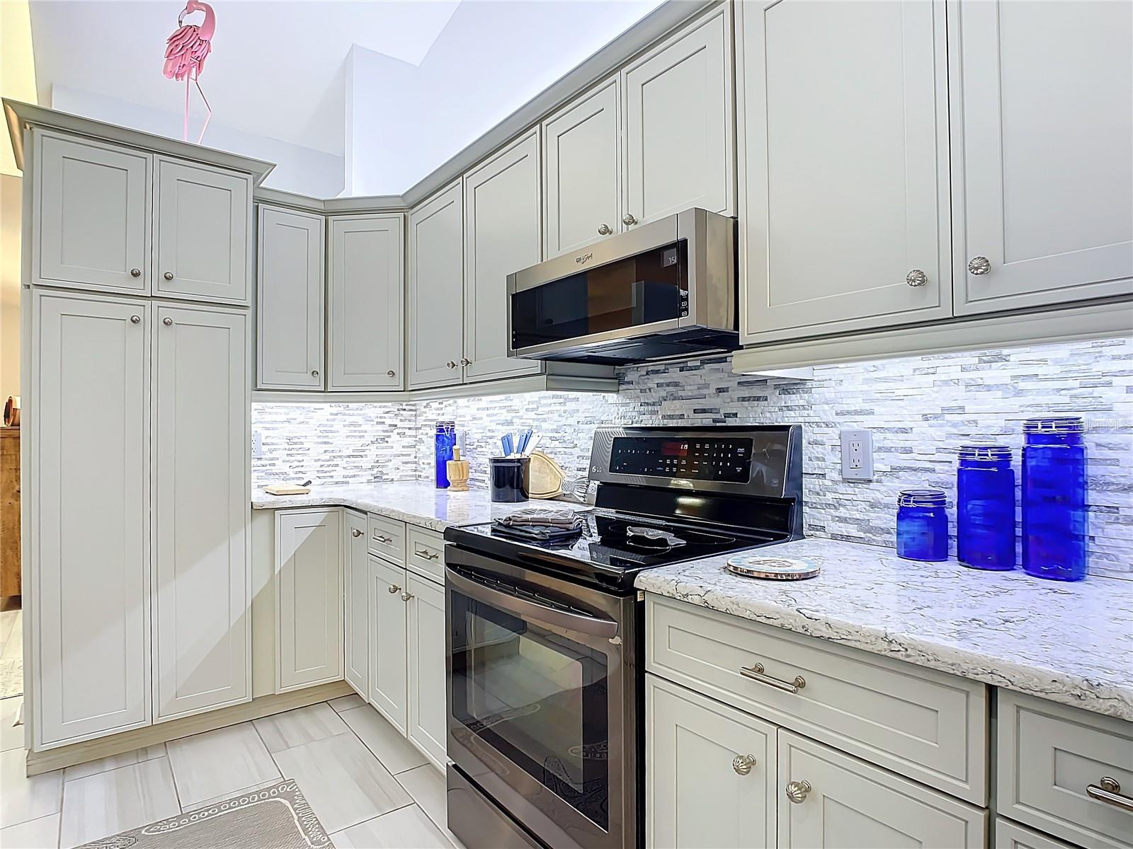 11430 LAKE EUSTIS DR, LEESBURG, FL, 34788
