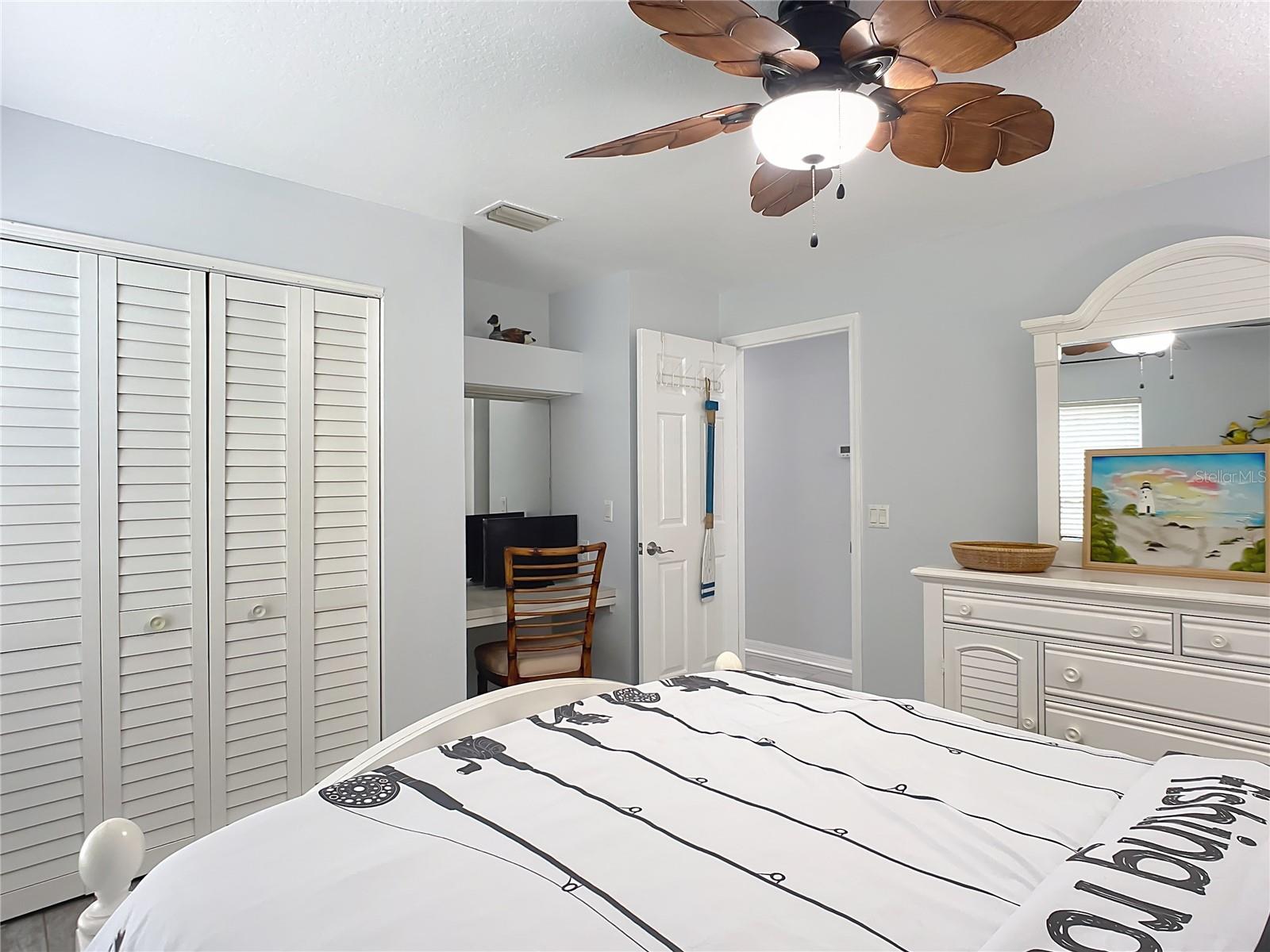 11430 LAKE EUSTIS DR, LEESBURG, FL, 34788