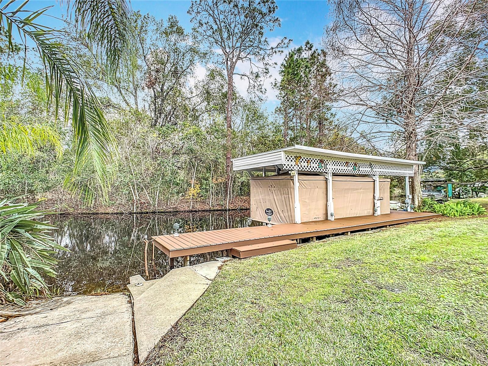 11430 LAKE EUSTIS DR, LEESBURG, FL, 34788