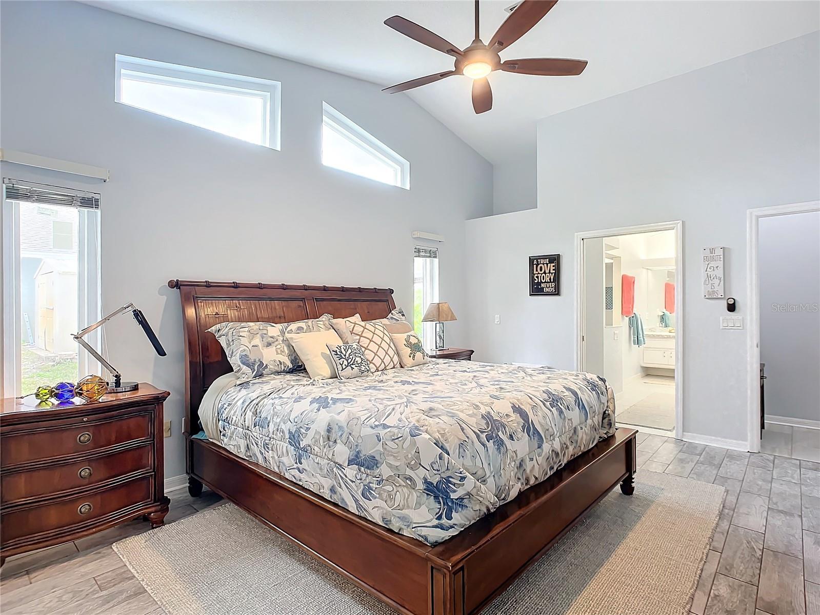 11430 LAKE EUSTIS DR, LEESBURG, FL, 34788