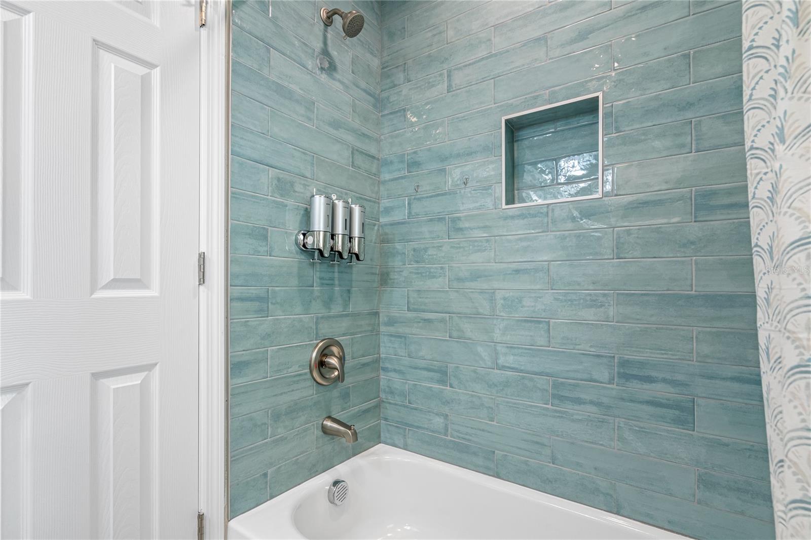 742 MAIN ST, DUNEDIN, FL, 34698