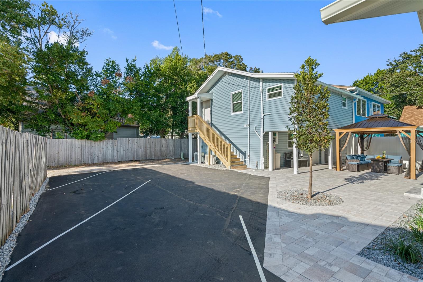 742 MAIN ST, DUNEDIN, FL, 34698