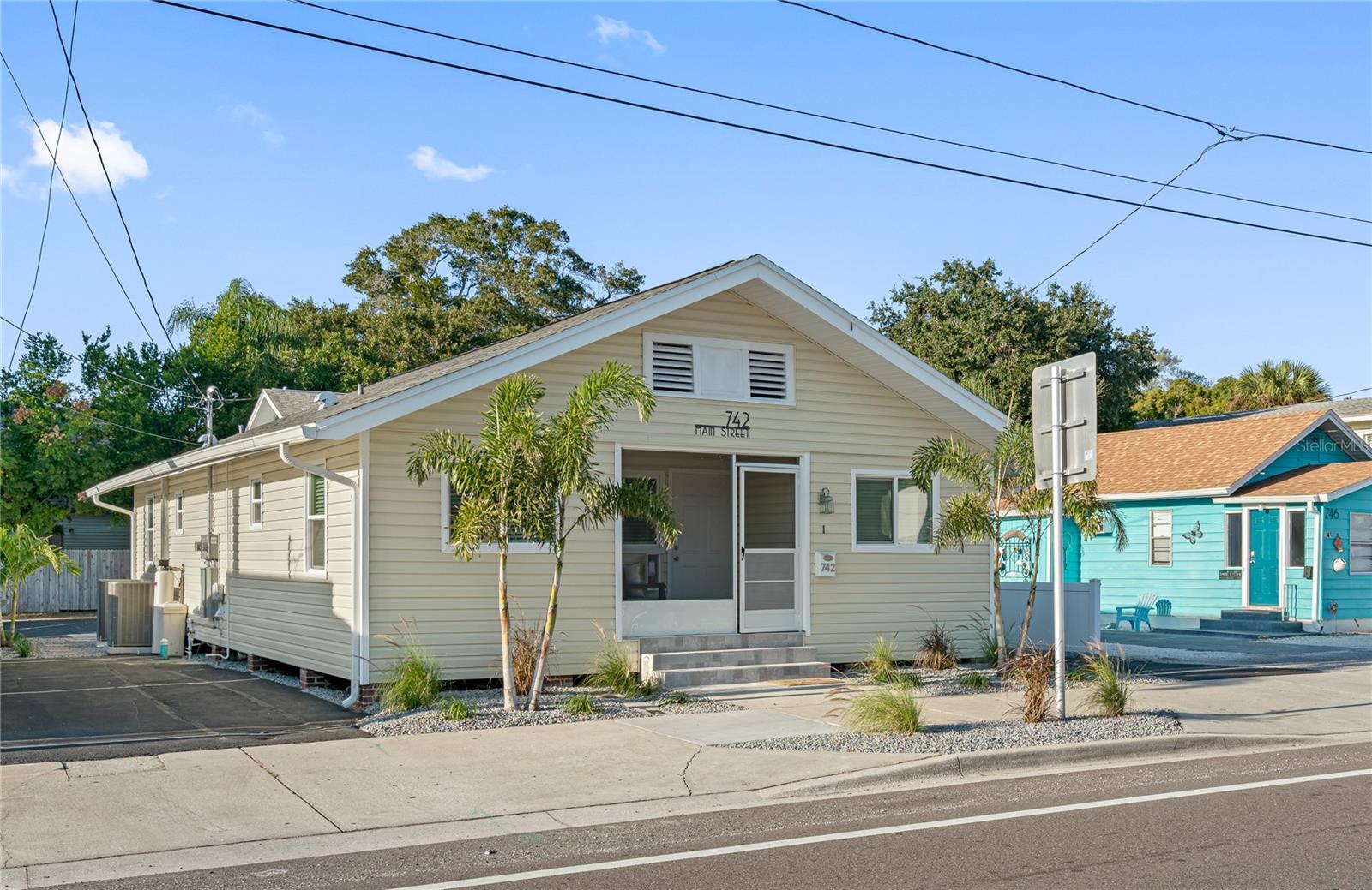 742 MAIN ST, DUNEDIN, FL, 34698