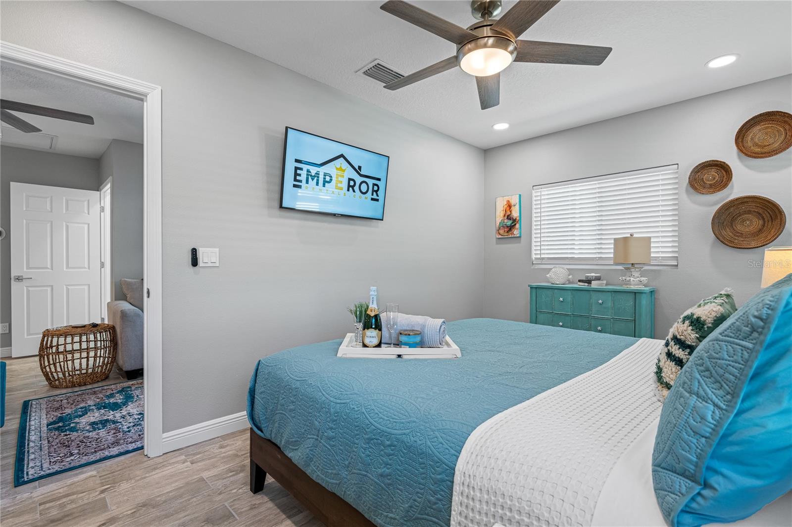 742 MAIN ST, DUNEDIN, FL, 34698