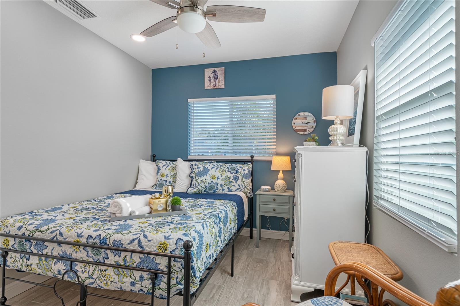 742 MAIN ST, DUNEDIN, FL, 34698
