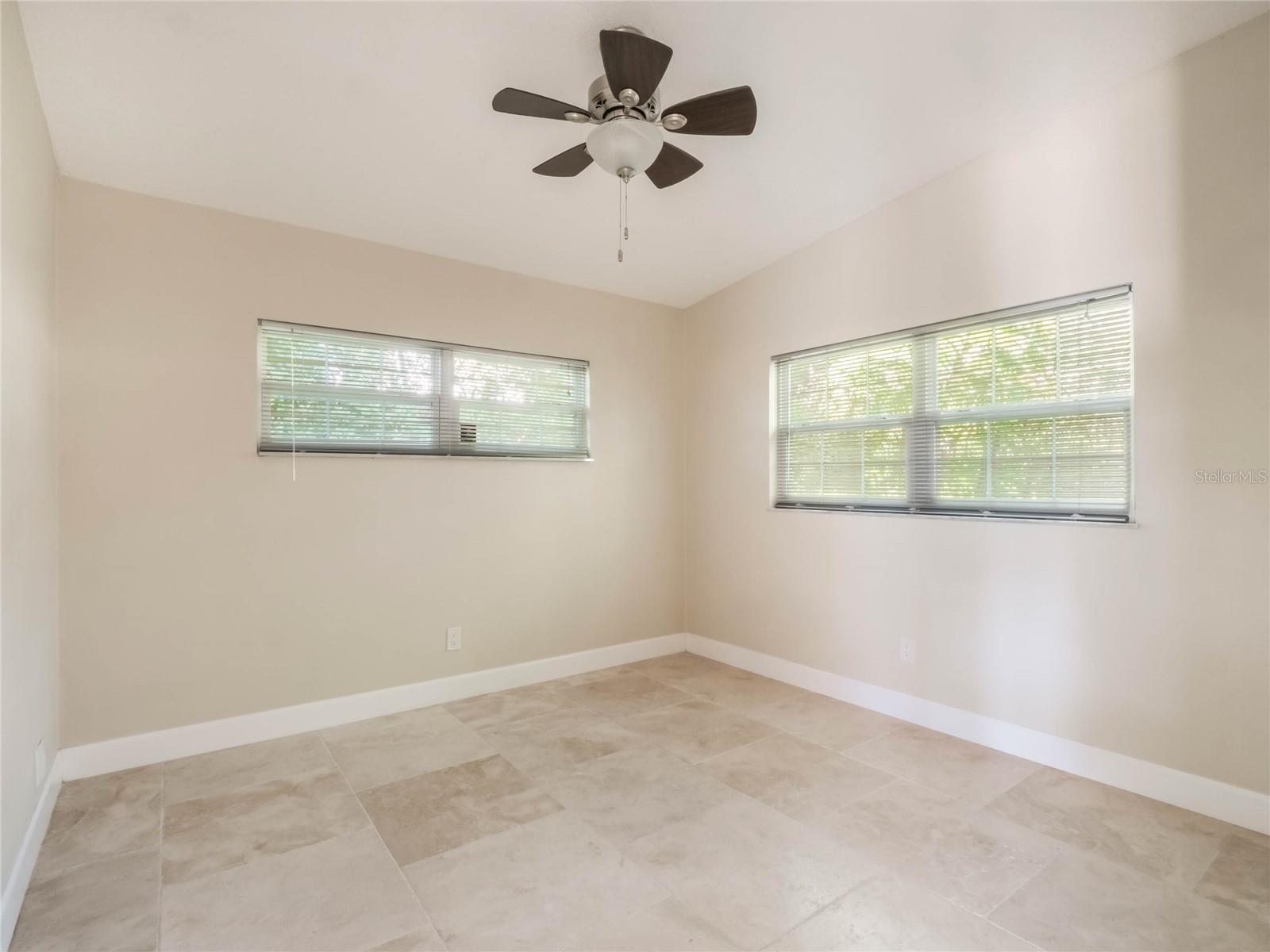 960 SEMINOLE AVE, ALTAMONTE SPRINGS, FL, 32701