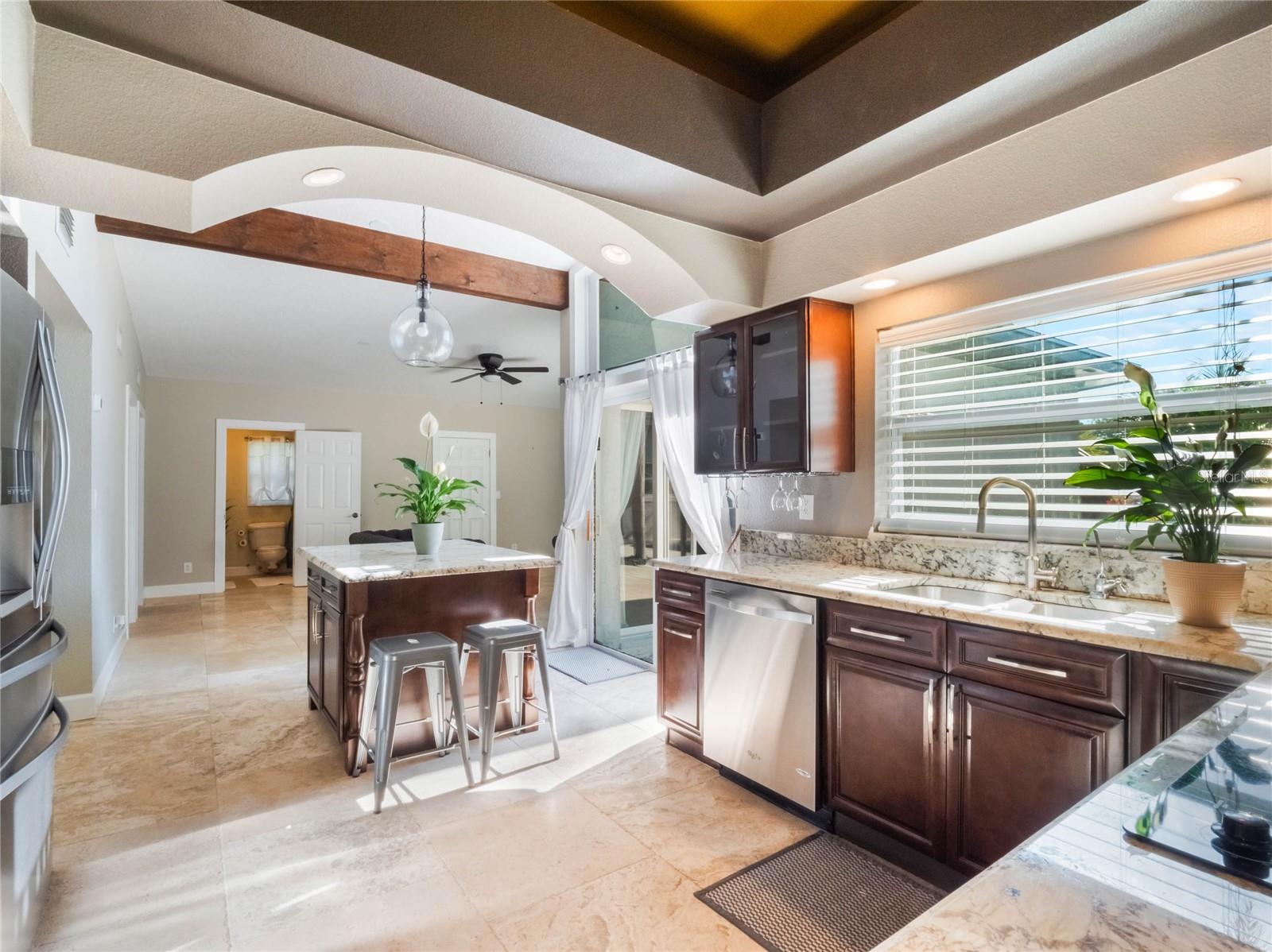 960 SEMINOLE AVE, ALTAMONTE SPRINGS, FL, 32701
