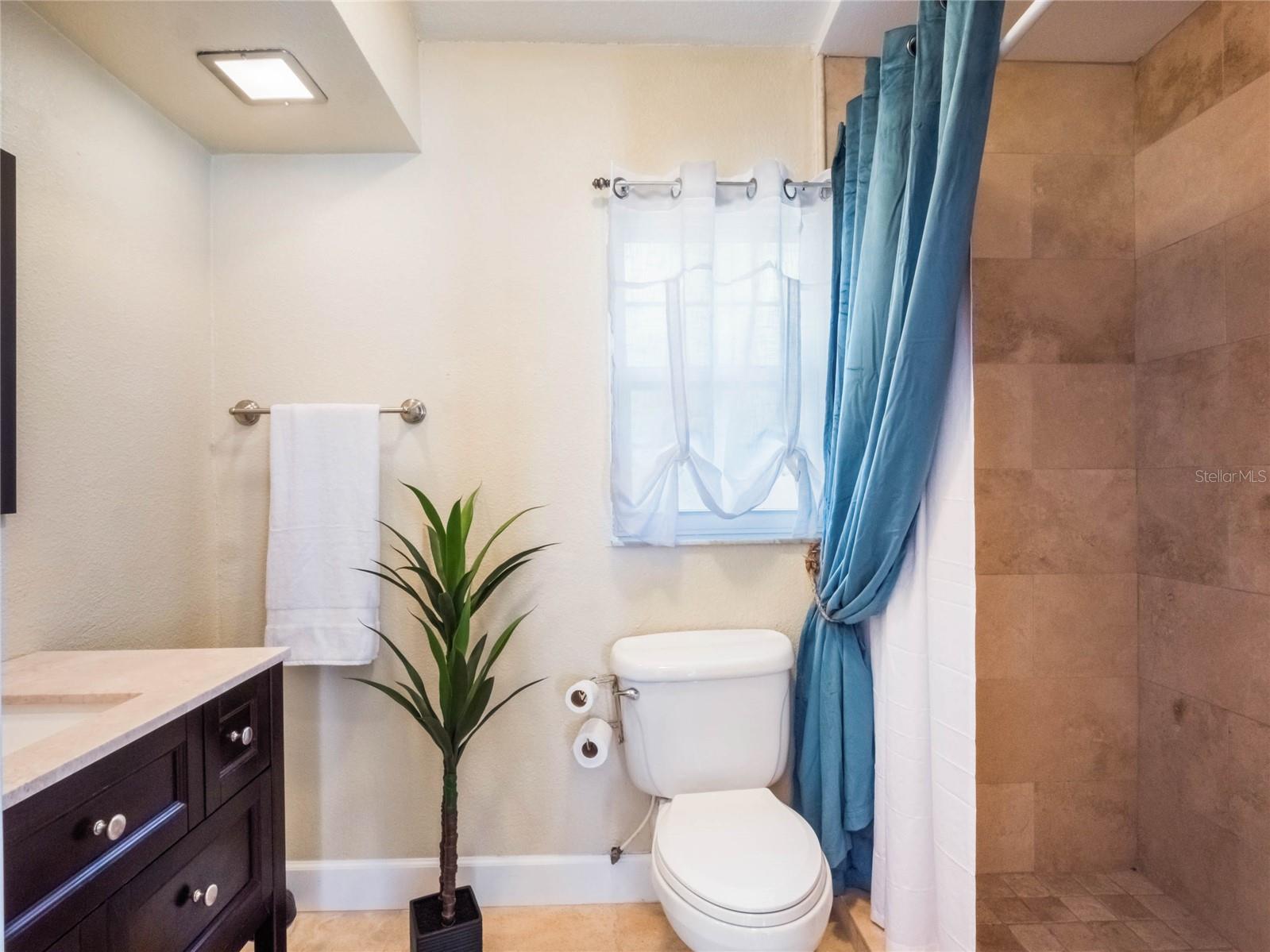 960 SEMINOLE AVE, ALTAMONTE SPRINGS, FL, 32701