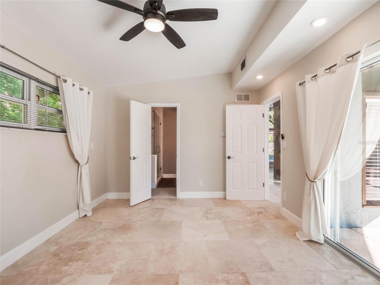 960 SEMINOLE AVE, ALTAMONTE SPRINGS, FL, 32701