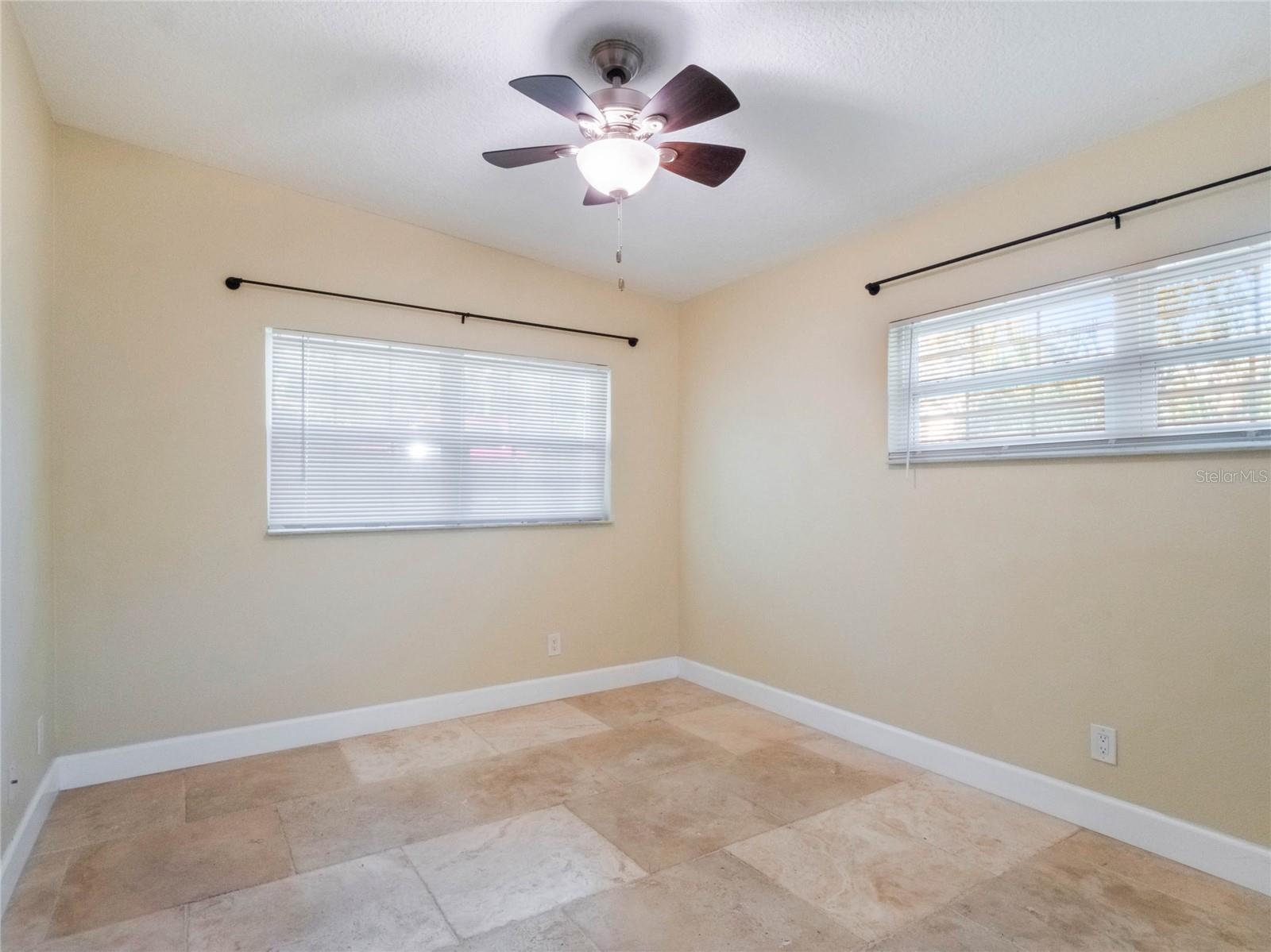 960 SEMINOLE AVE, ALTAMONTE SPRINGS, FL, 32701