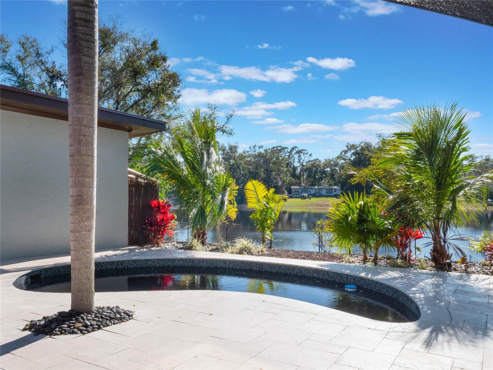 960 SEMINOLE AVE, ALTAMONTE SPRINGS, FL, 32701
