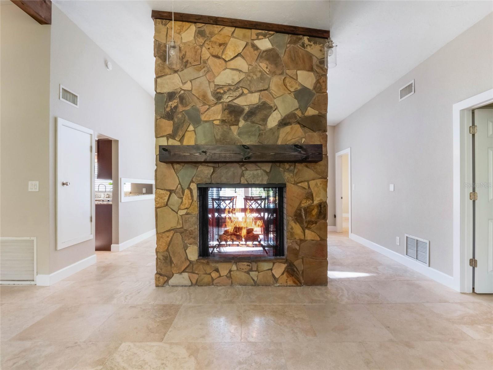 960 SEMINOLE AVE, ALTAMONTE SPRINGS, FL, 32701