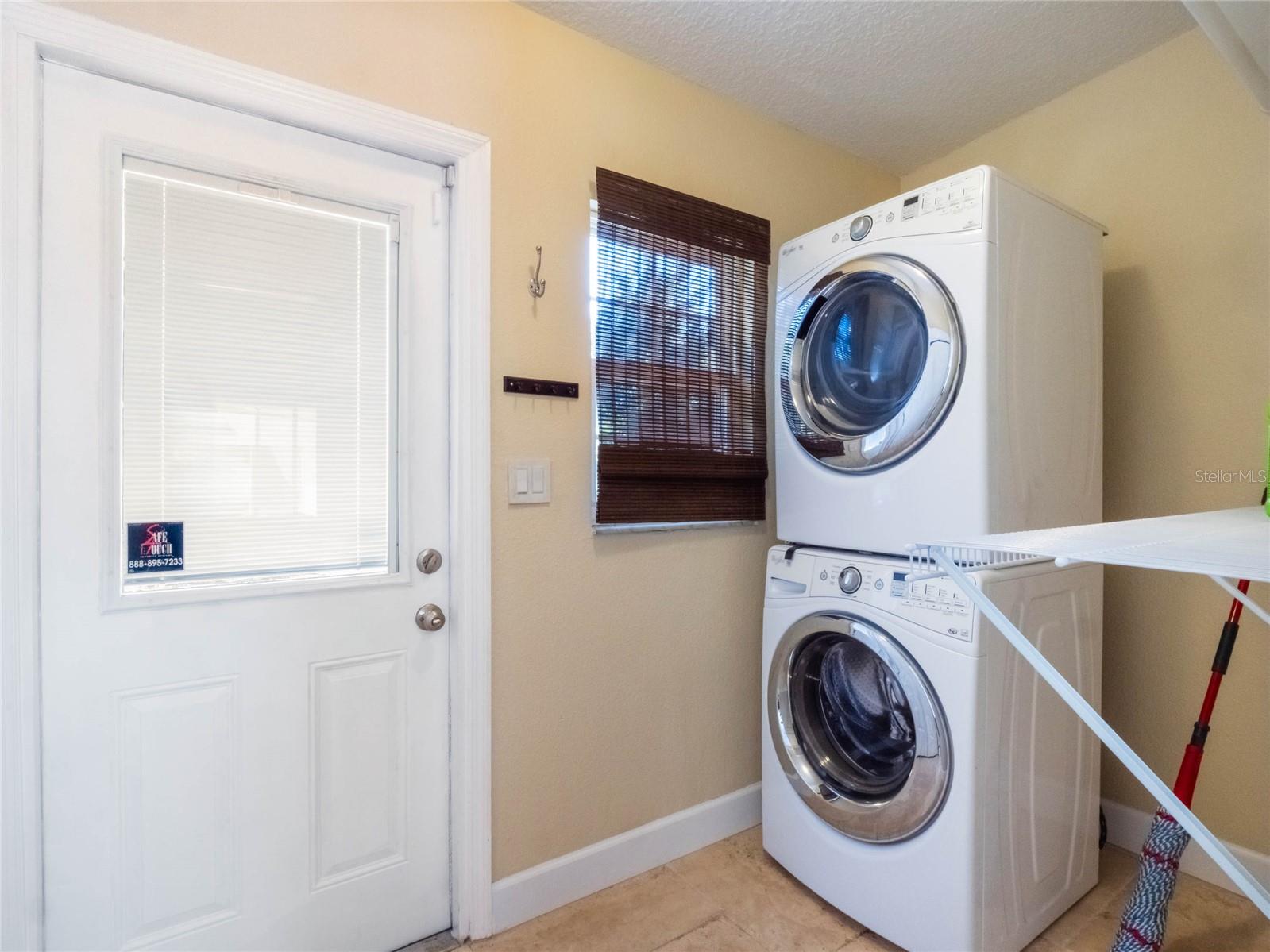 960 SEMINOLE AVE, ALTAMONTE SPRINGS, FL, 32701