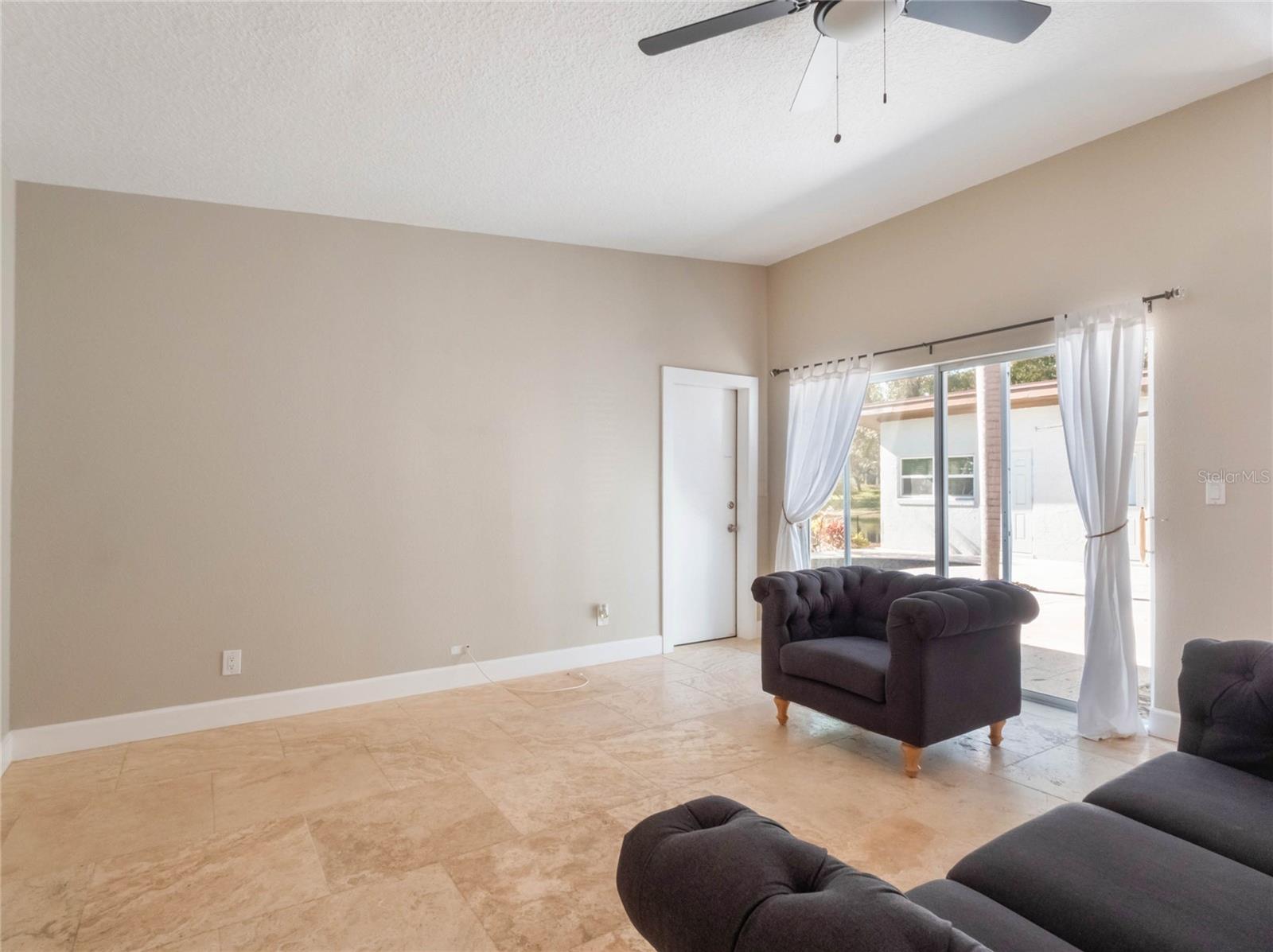 960 SEMINOLE AVE, ALTAMONTE SPRINGS, FL, 32701