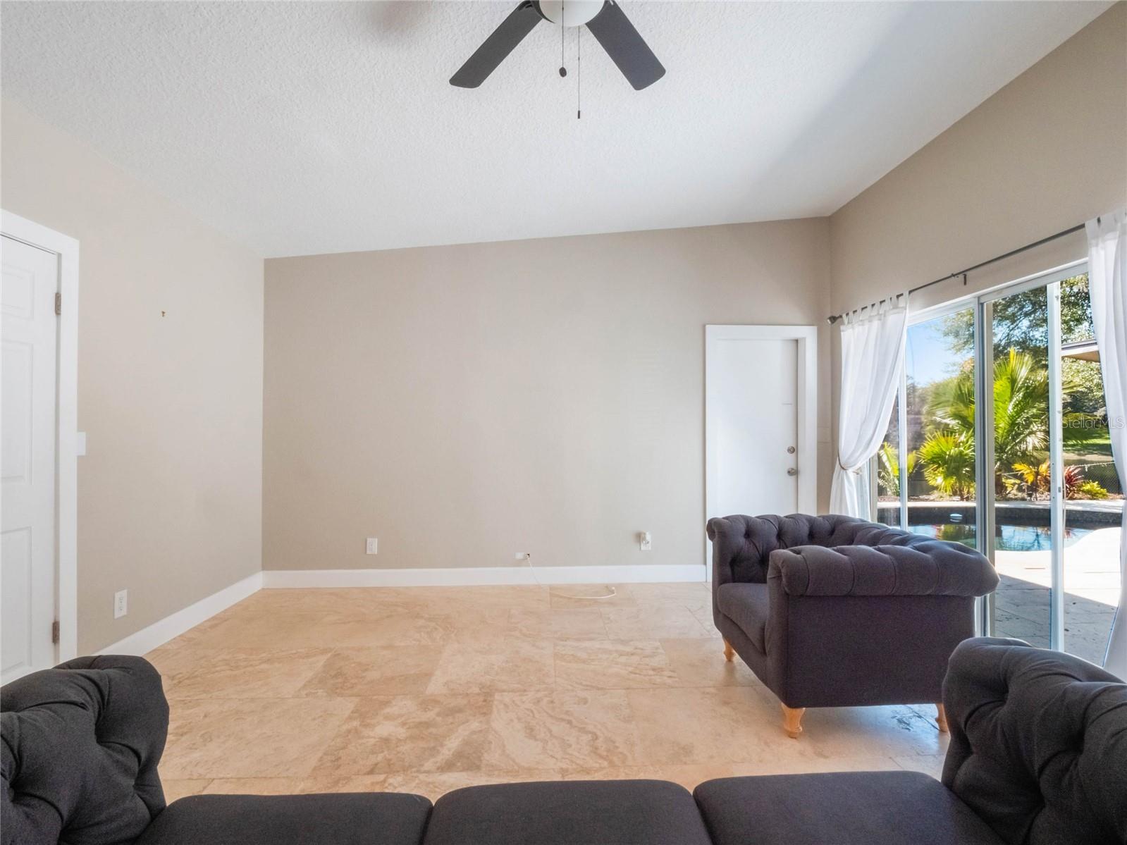 960 SEMINOLE AVE, ALTAMONTE SPRINGS, FL, 32701