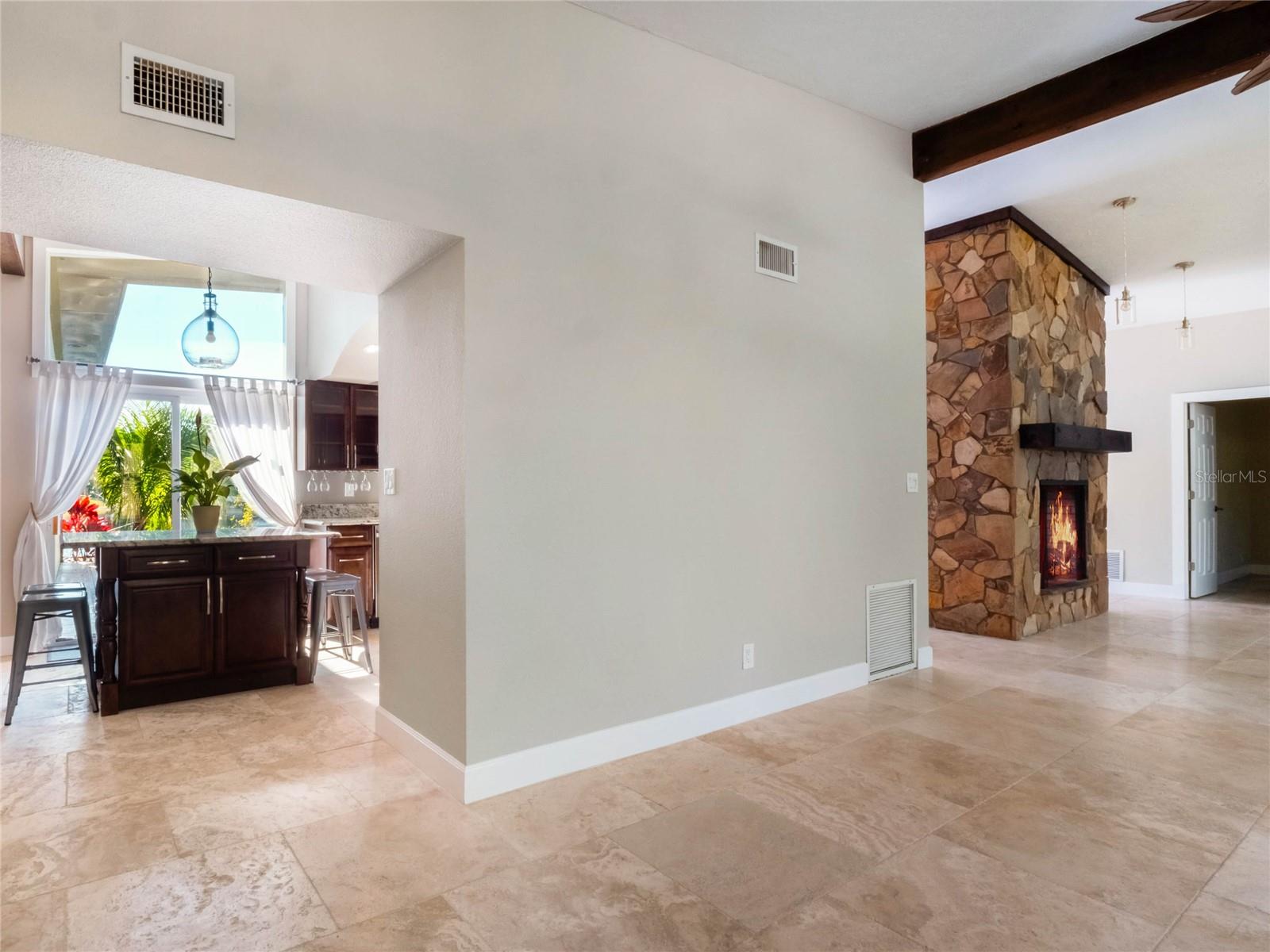 960 SEMINOLE AVE, ALTAMONTE SPRINGS, FL, 32701