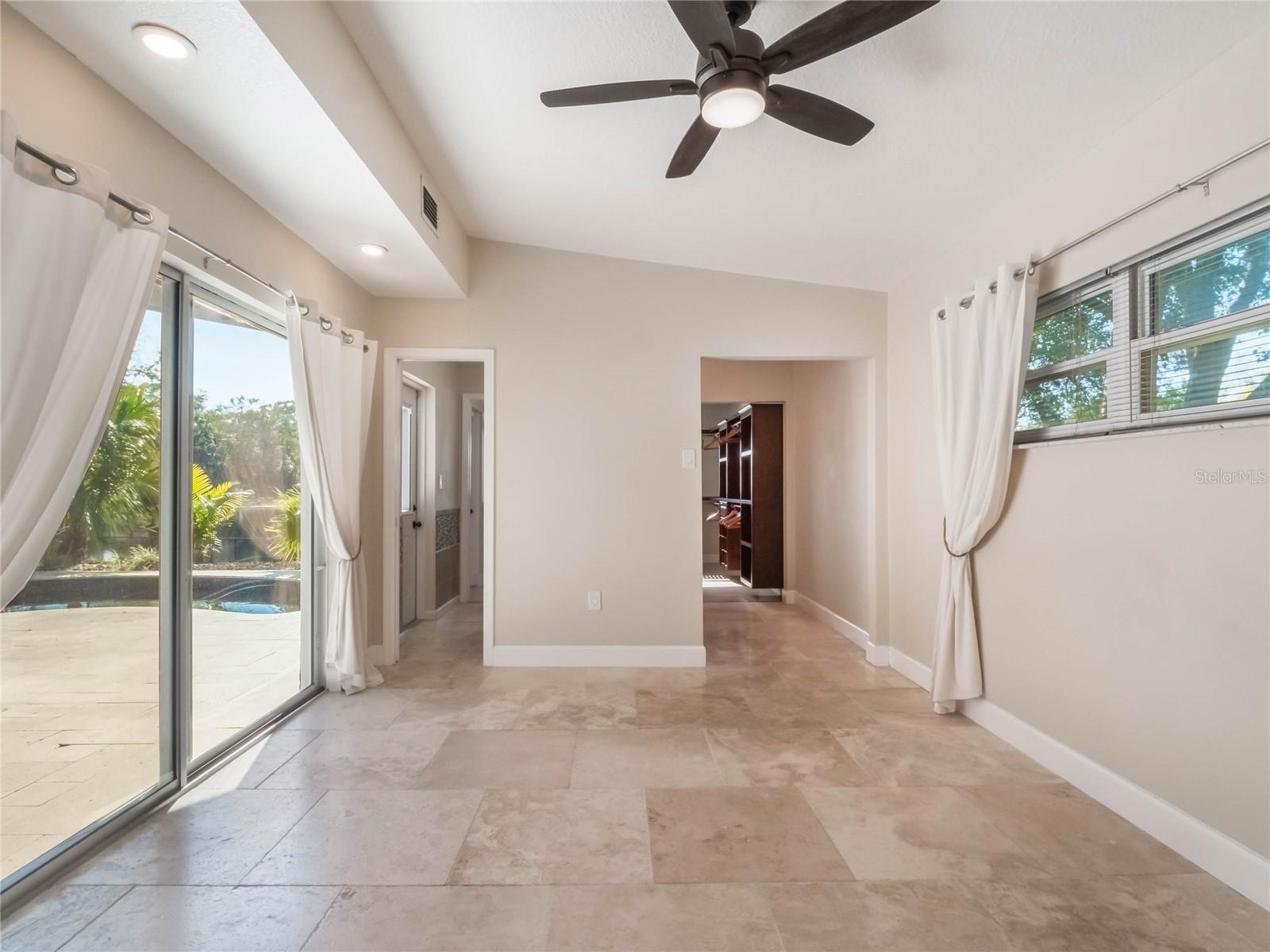 960 SEMINOLE AVE, ALTAMONTE SPRINGS, FL, 32701