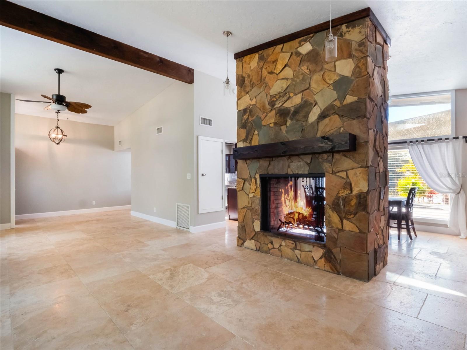 960 SEMINOLE AVE, ALTAMONTE SPRINGS, FL, 32701