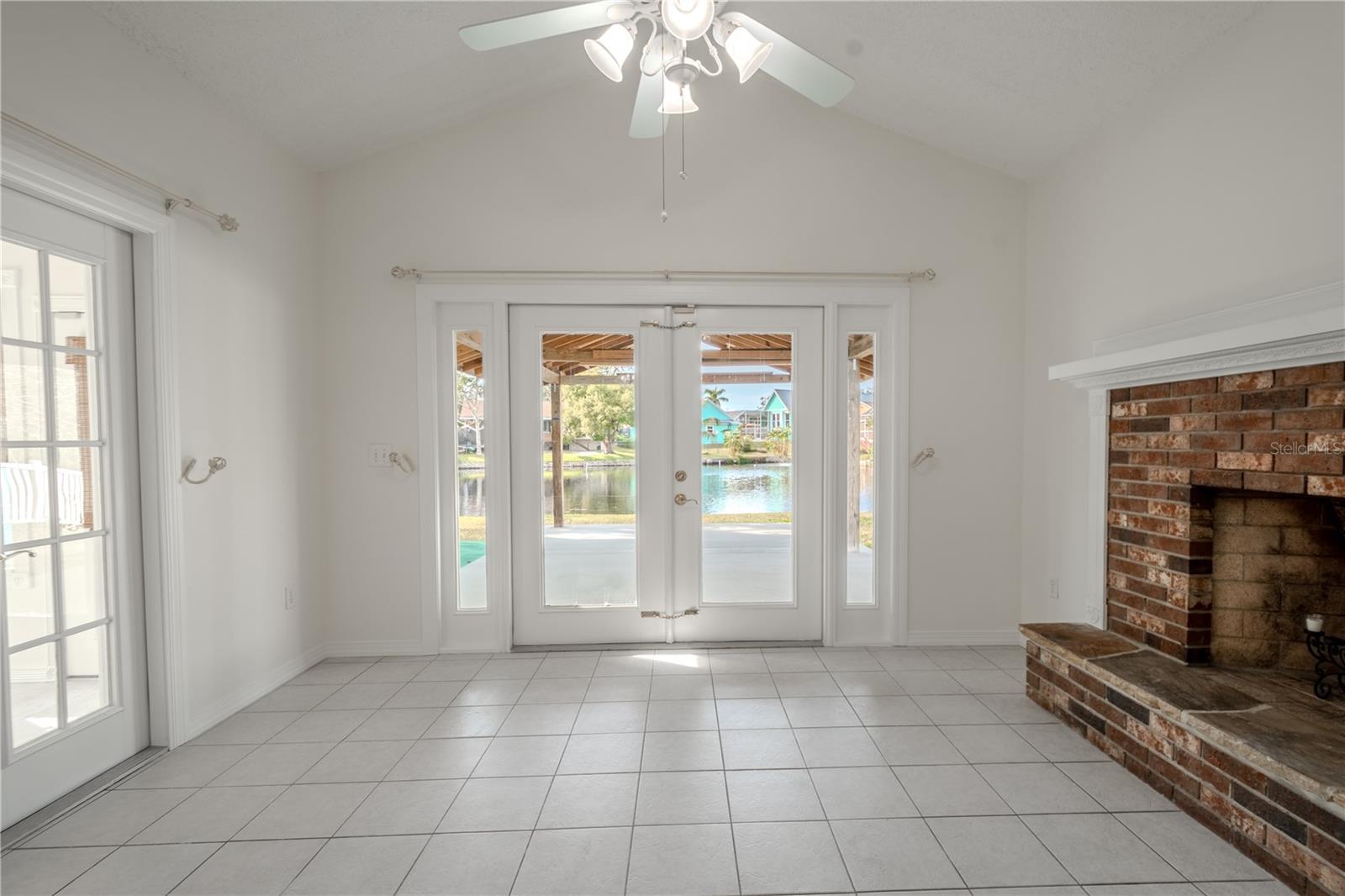 404 MANOR BLVD, PALM HARBOR, FL, 34683