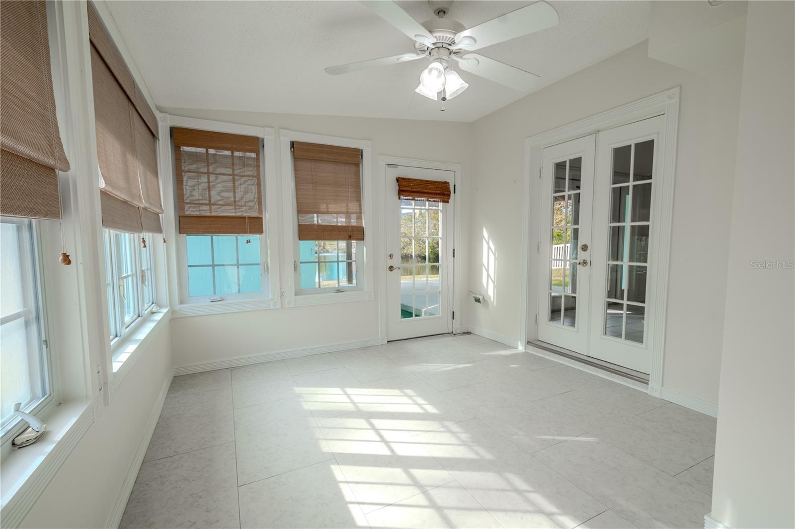404 MANOR BLVD, PALM HARBOR, FL, 34683