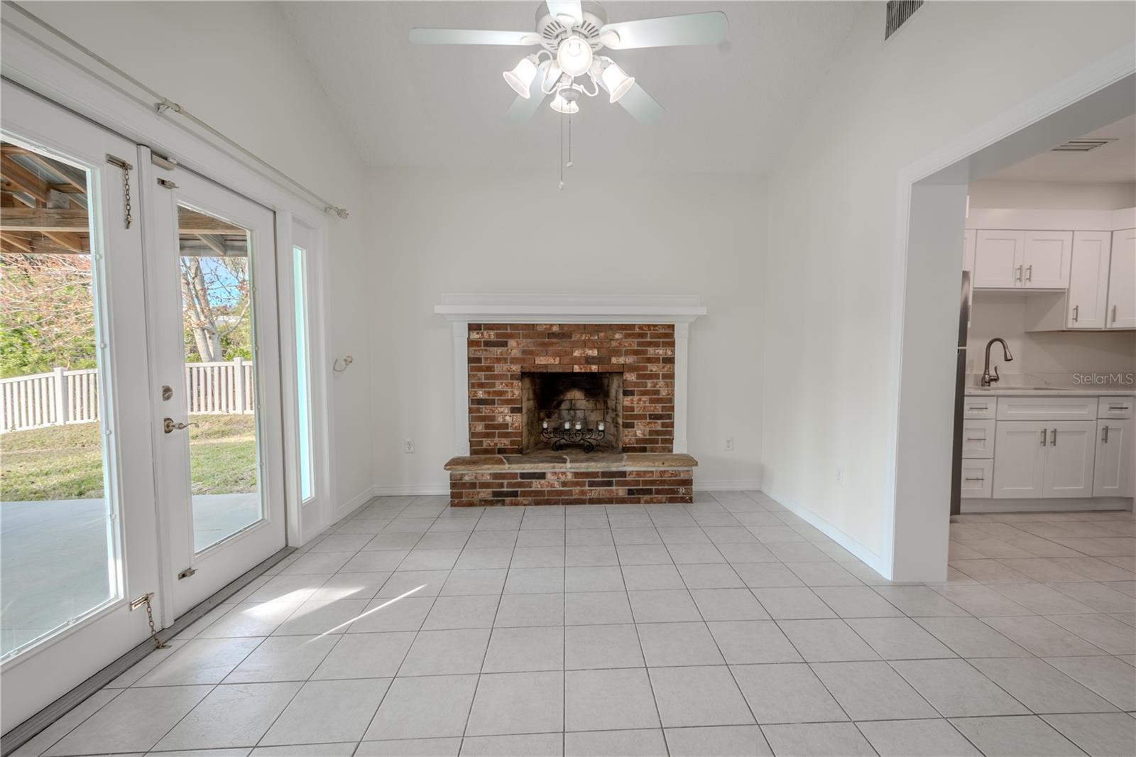404 MANOR BLVD, PALM HARBOR, FL, 34683