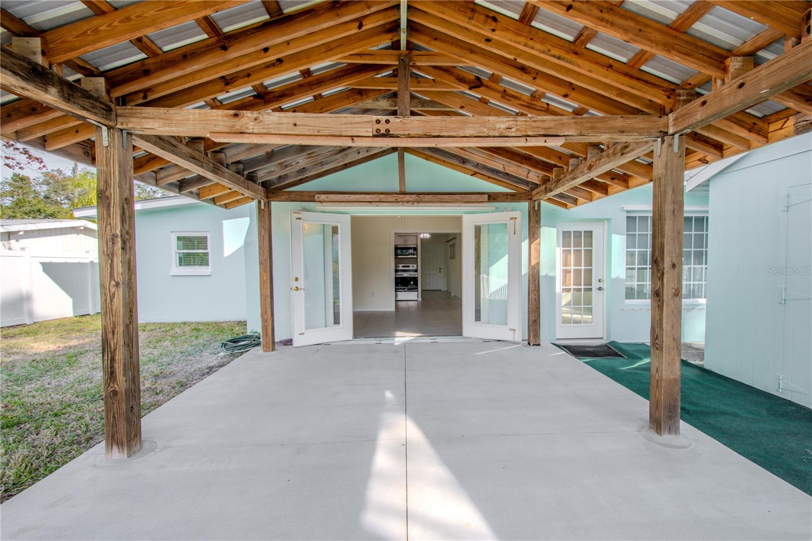 404 MANOR BLVD, PALM HARBOR, FL, 34683