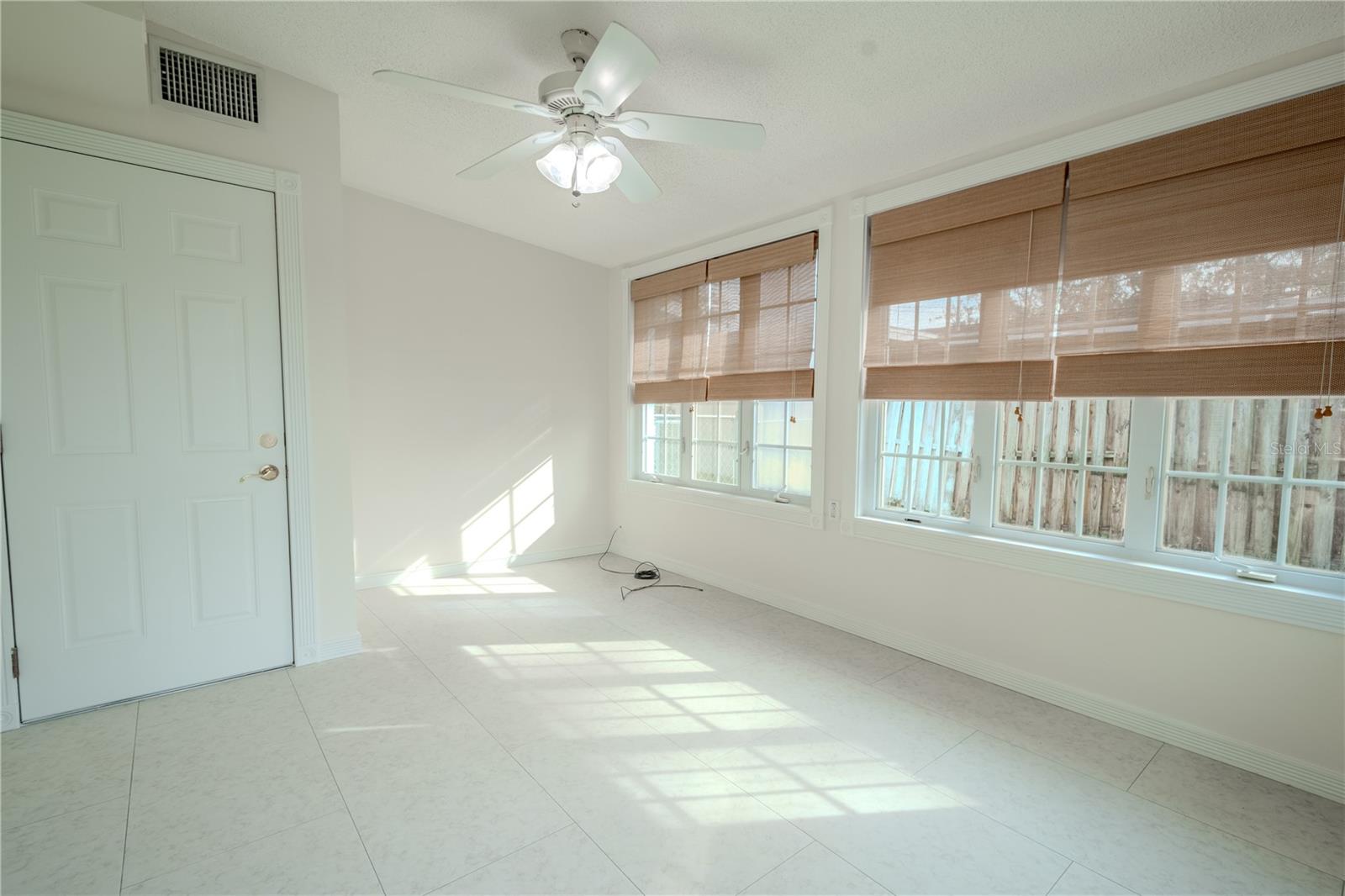 404 MANOR BLVD, PALM HARBOR, FL, 34683