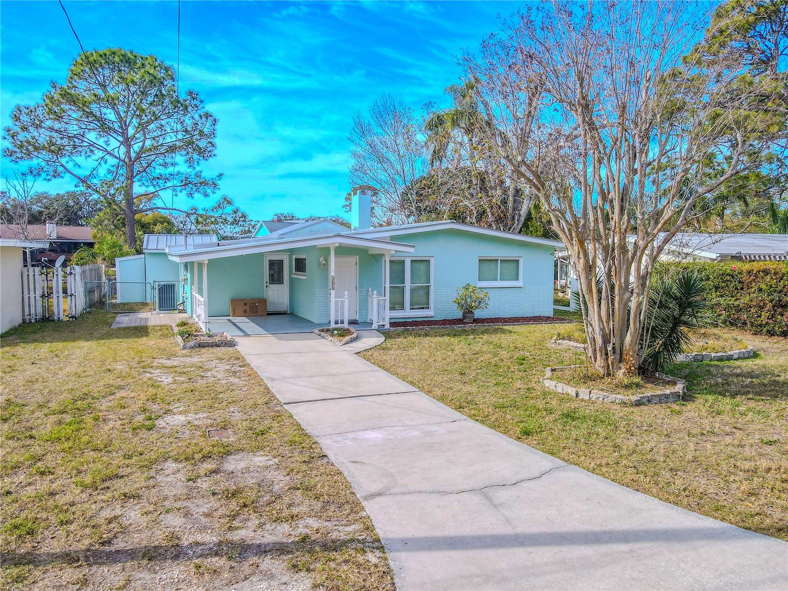 404 MANOR BLVD, PALM HARBOR, FL, 34683