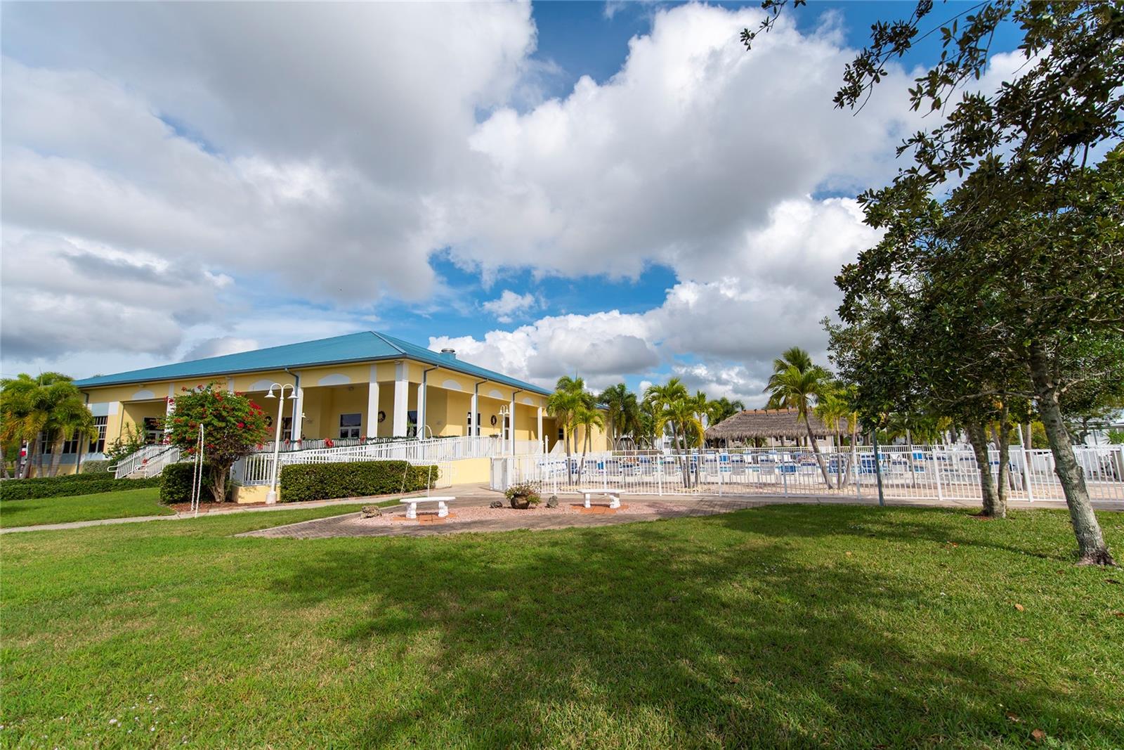 52 AMSTERDAM AVE, PUNTA GORDA, FL, 33950