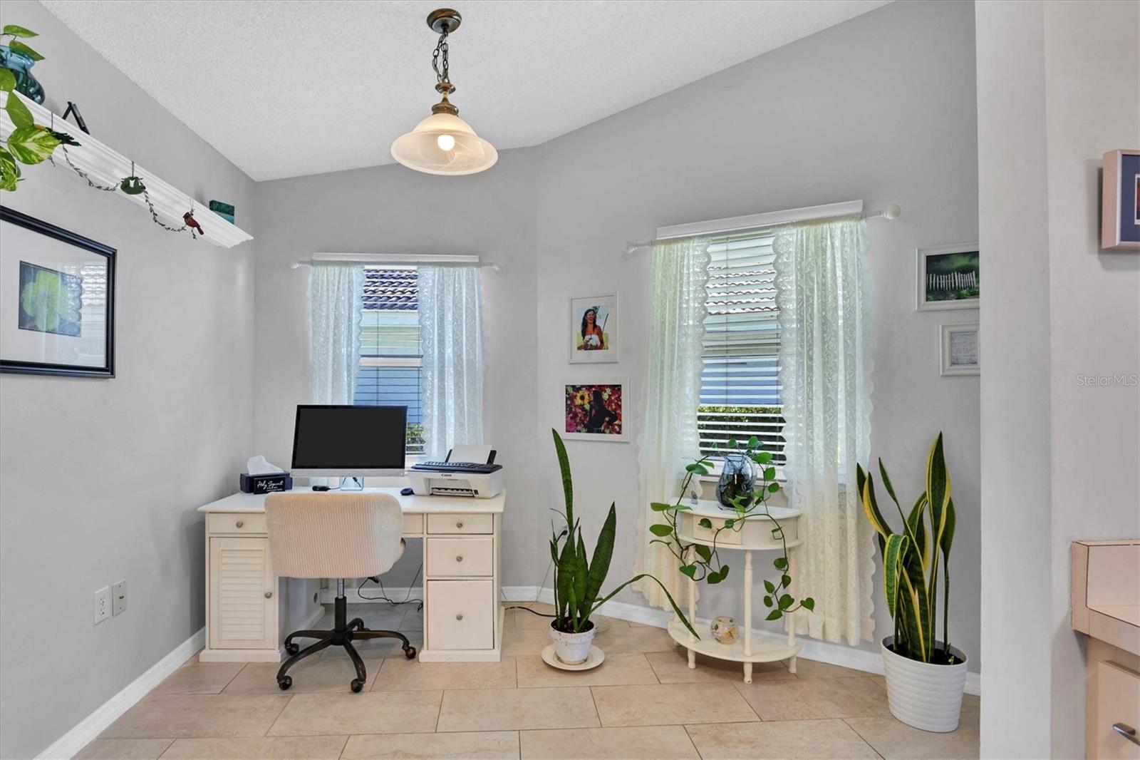 5828 GARDEN LAKES DR, BRADENTON, FL, 34203