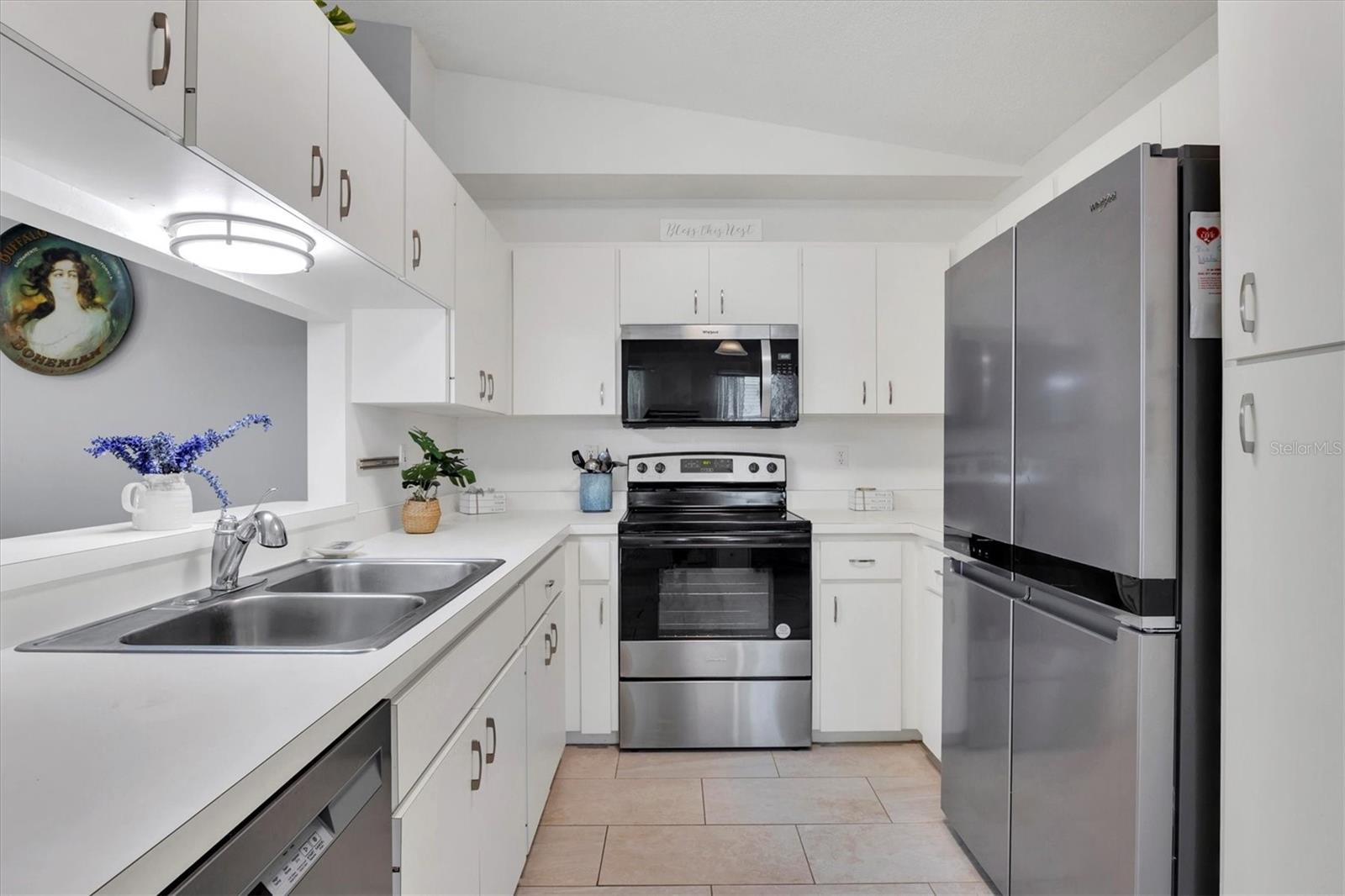 5828 GARDEN LAKES DR, BRADENTON, FL, 34203