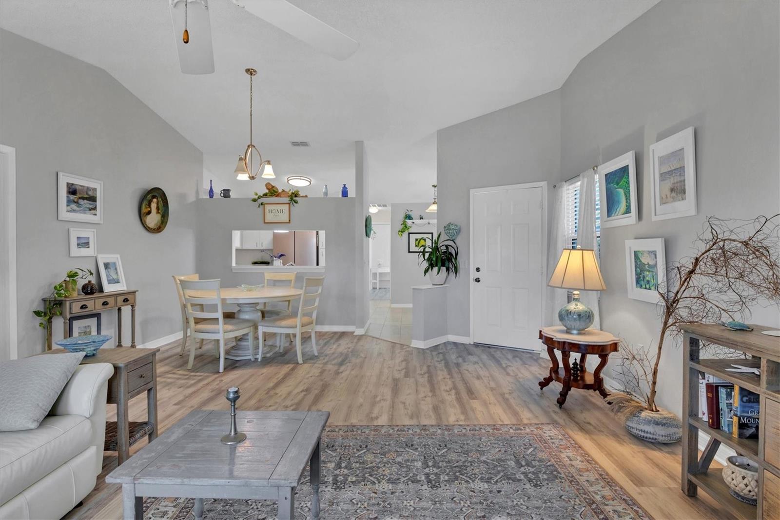 5828 GARDEN LAKES DR, BRADENTON, FL, 34203