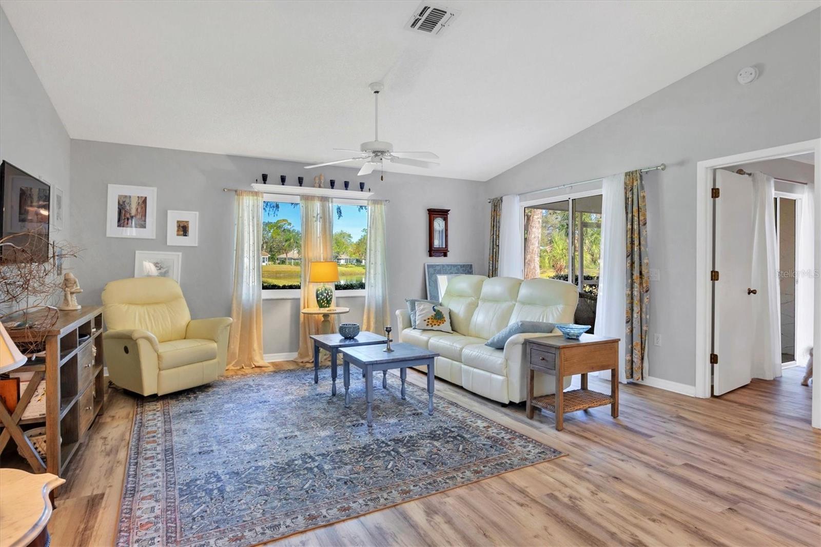 5828 GARDEN LAKES DR, BRADENTON, FL, 34203