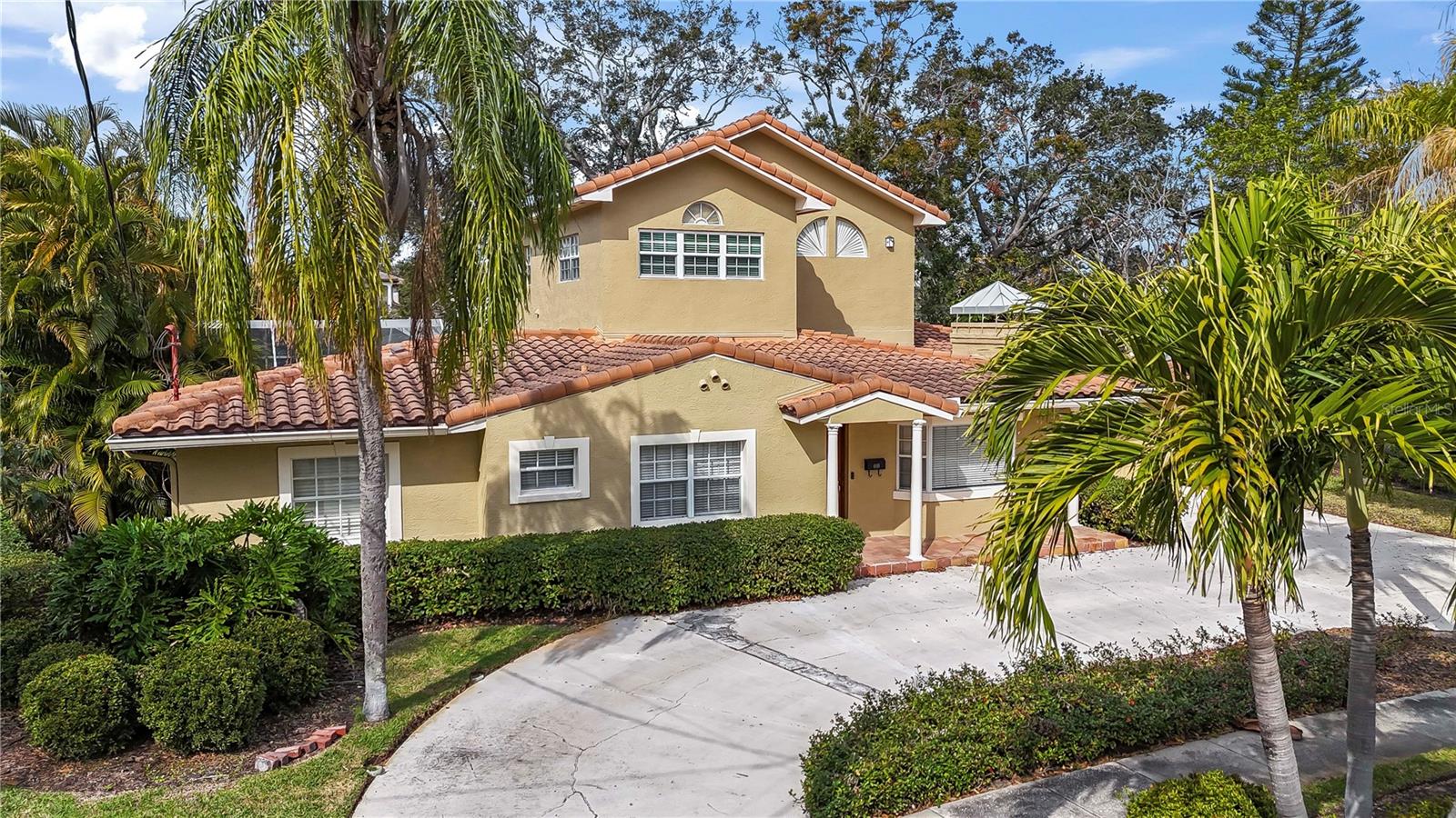660 GENEVA PL, TAMPA, FL, 33606