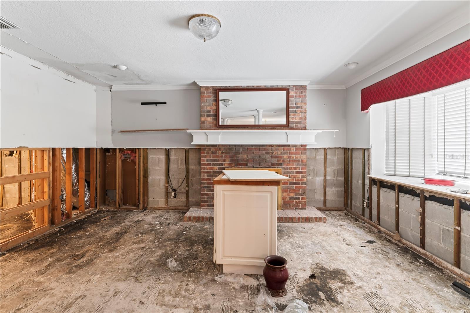 660 GENEVA PL, TAMPA, FL, 33606
