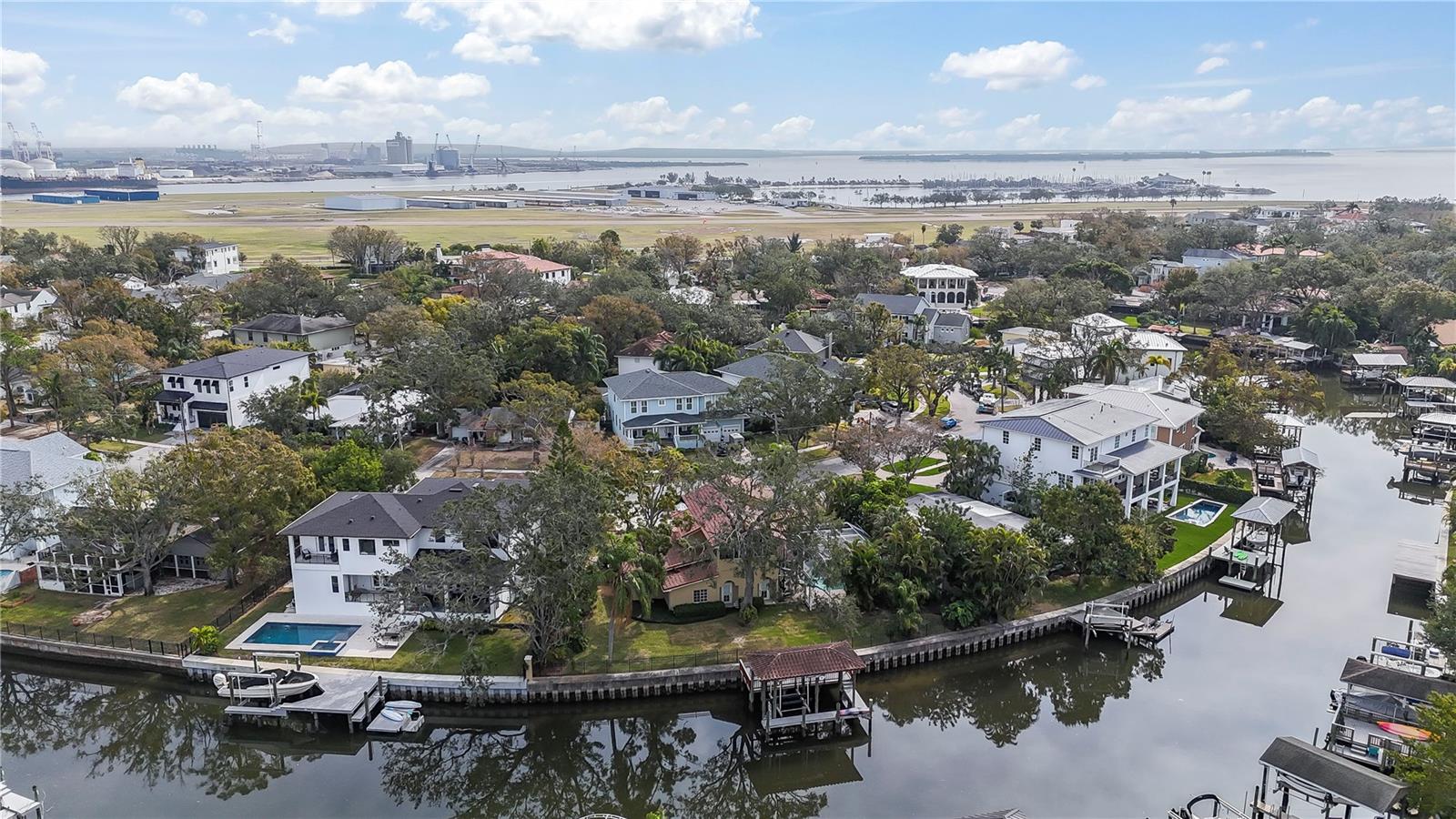 660 GENEVA PL, TAMPA, FL, 33606