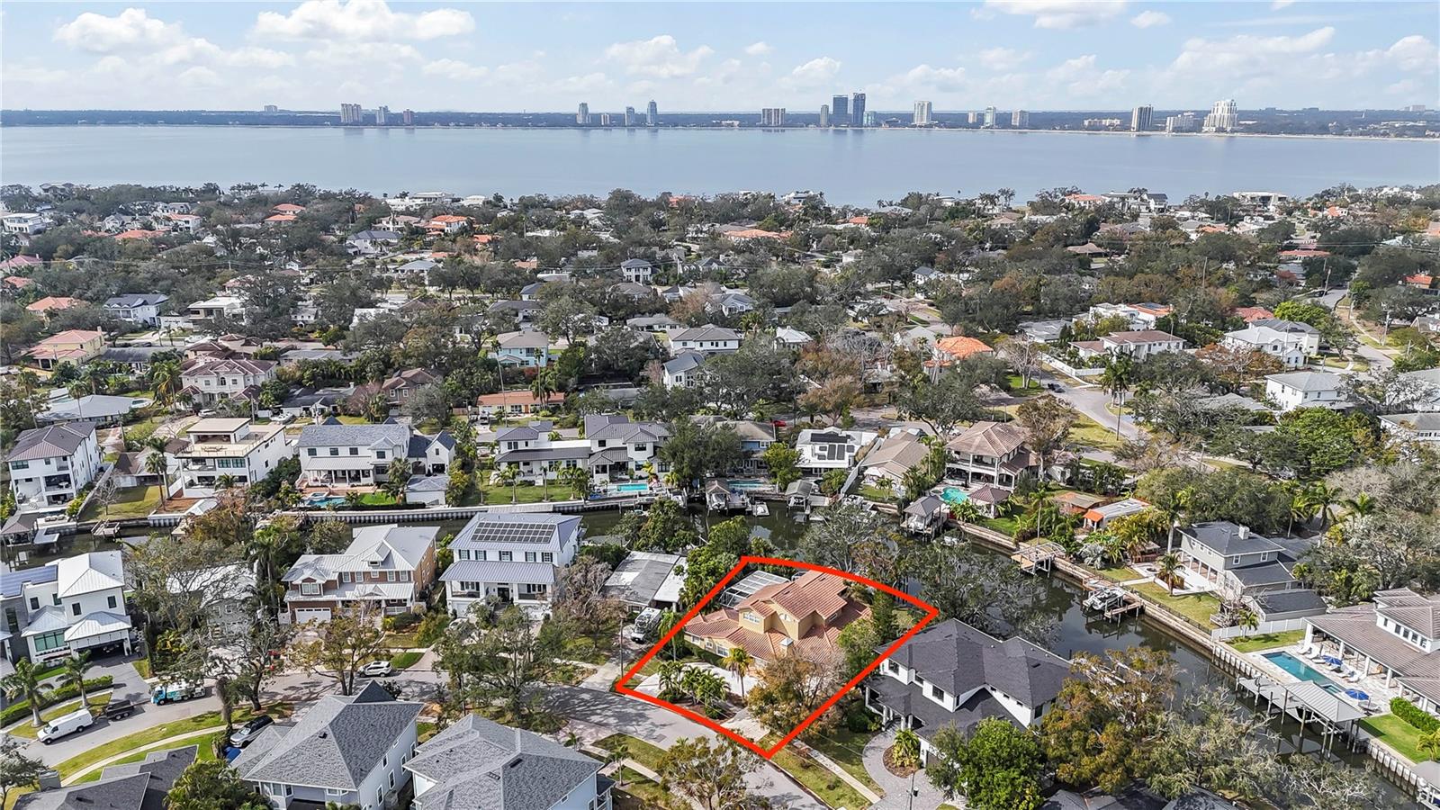 660 GENEVA PL, TAMPA, FL, 33606