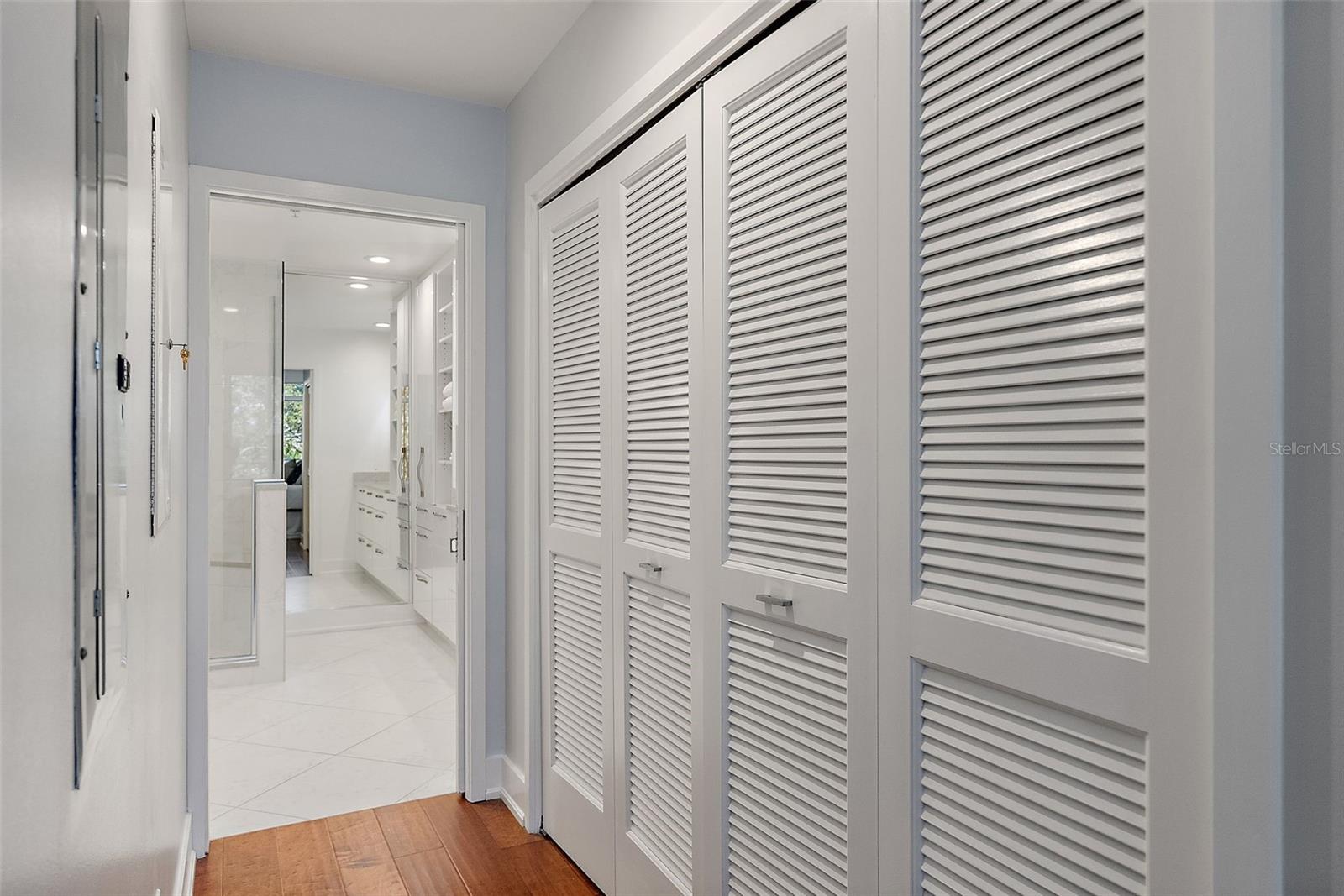 175 1ST ST S #211, ST PETERSBURG, FL, 33701